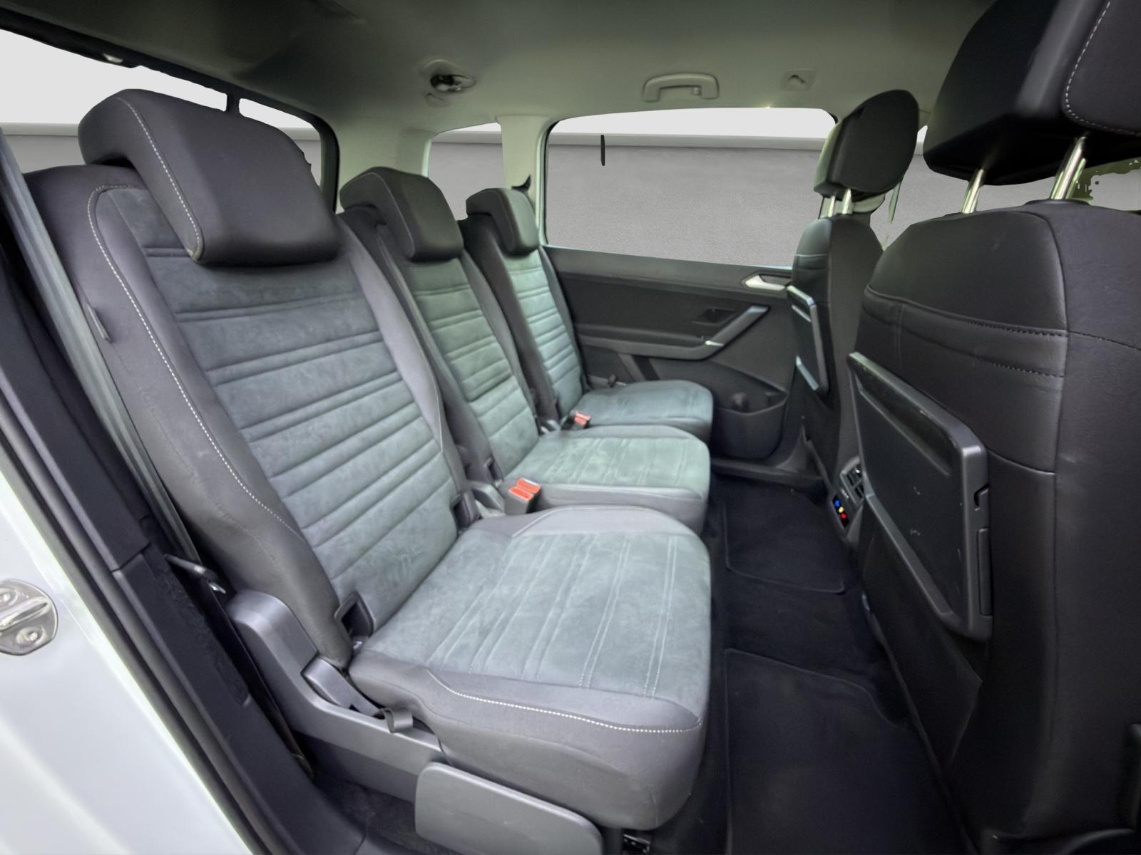 VW Touran 2.0 TDI BlueMotion Technology Comfortline DSG-image-31