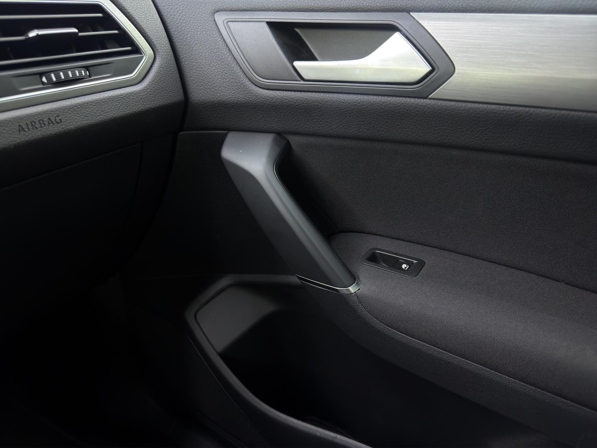 VW Touran 2.0 TDI BlueMotion Technology Comfortline DSG-image-33