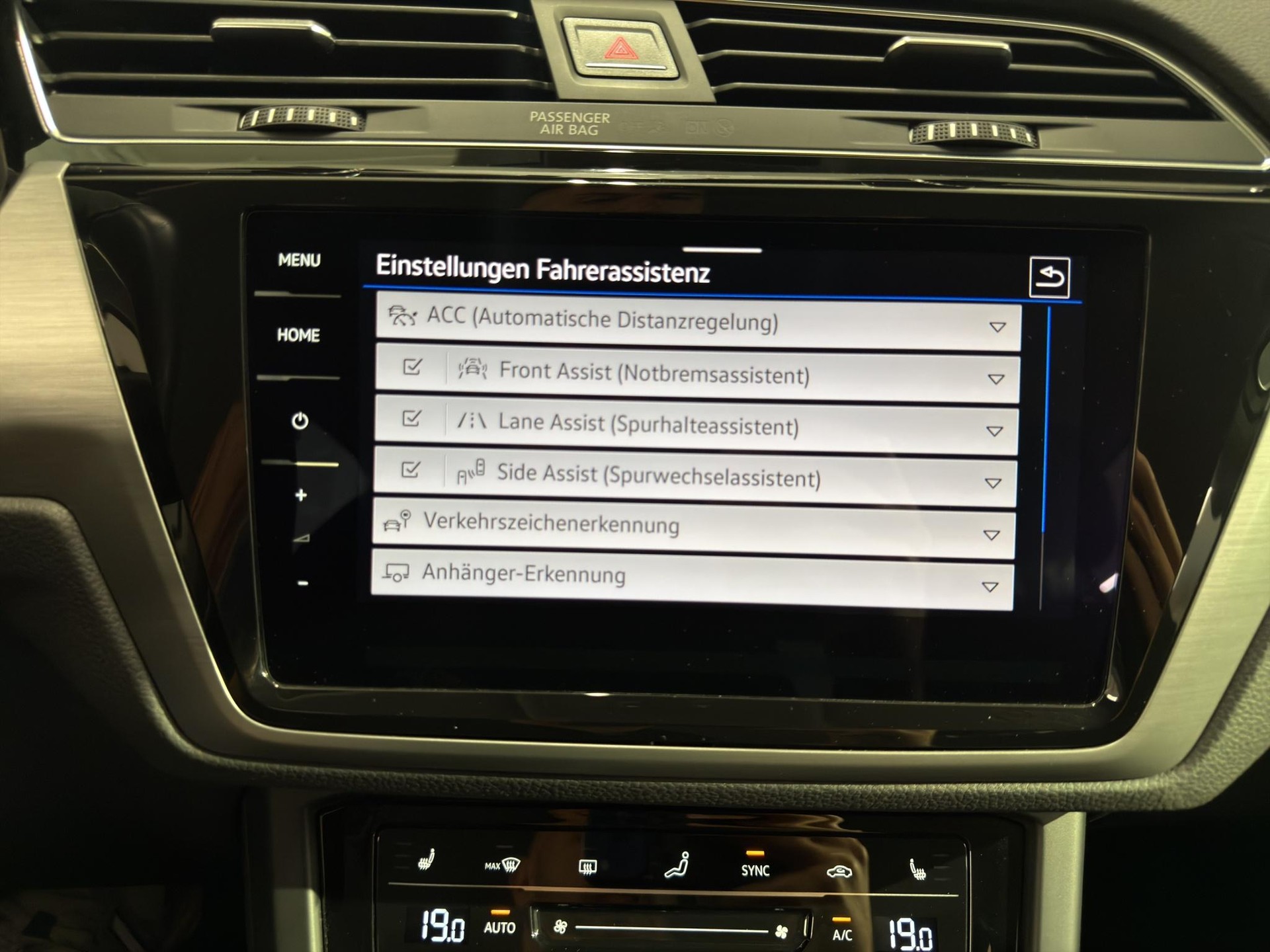VW Touran 2.0 TDI BlueMotion Technology Comfortline DSG-image-29