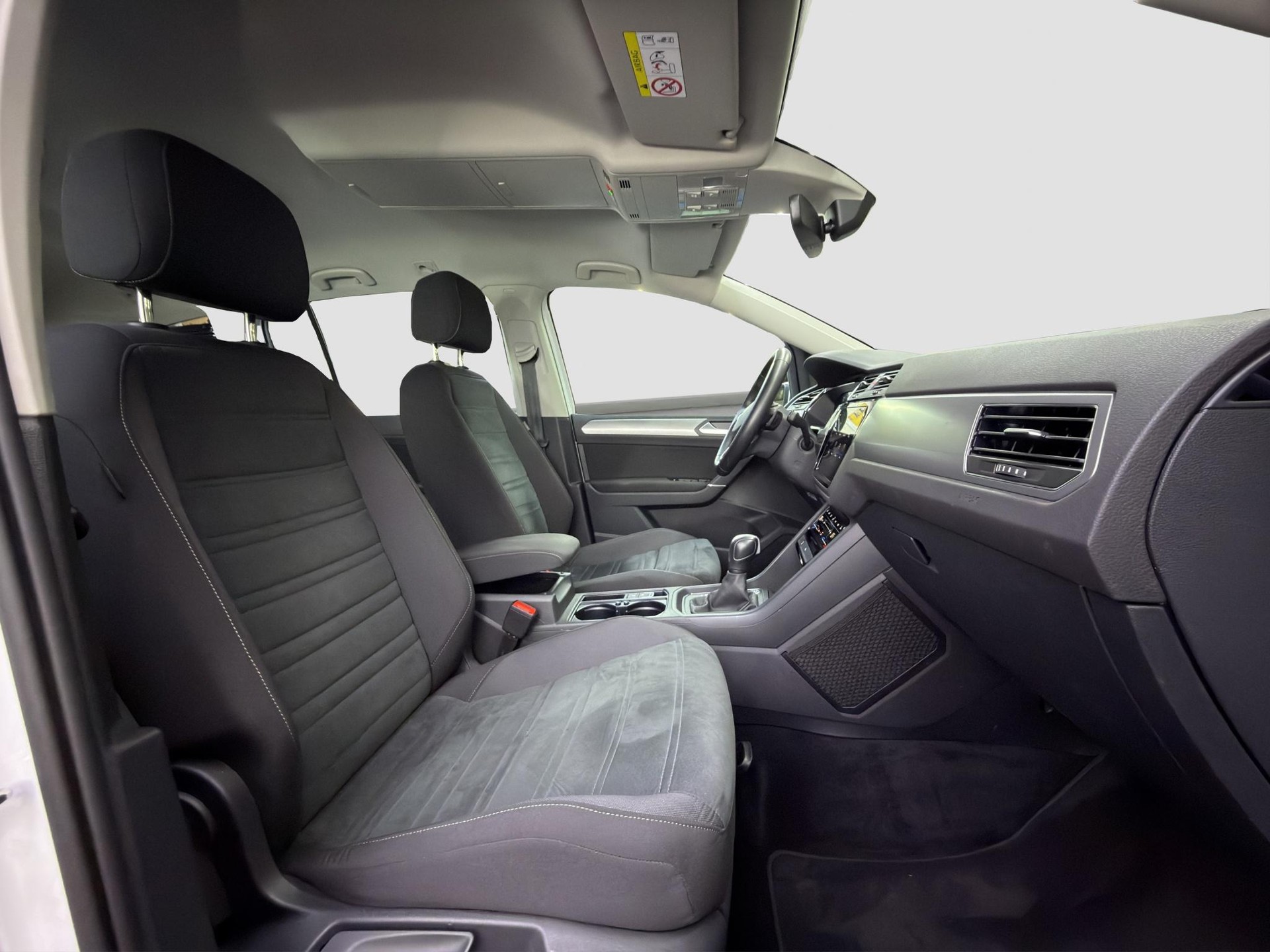 VW Touran 2.0 TDI BlueMotion Technology Comfortline DSG-image-32