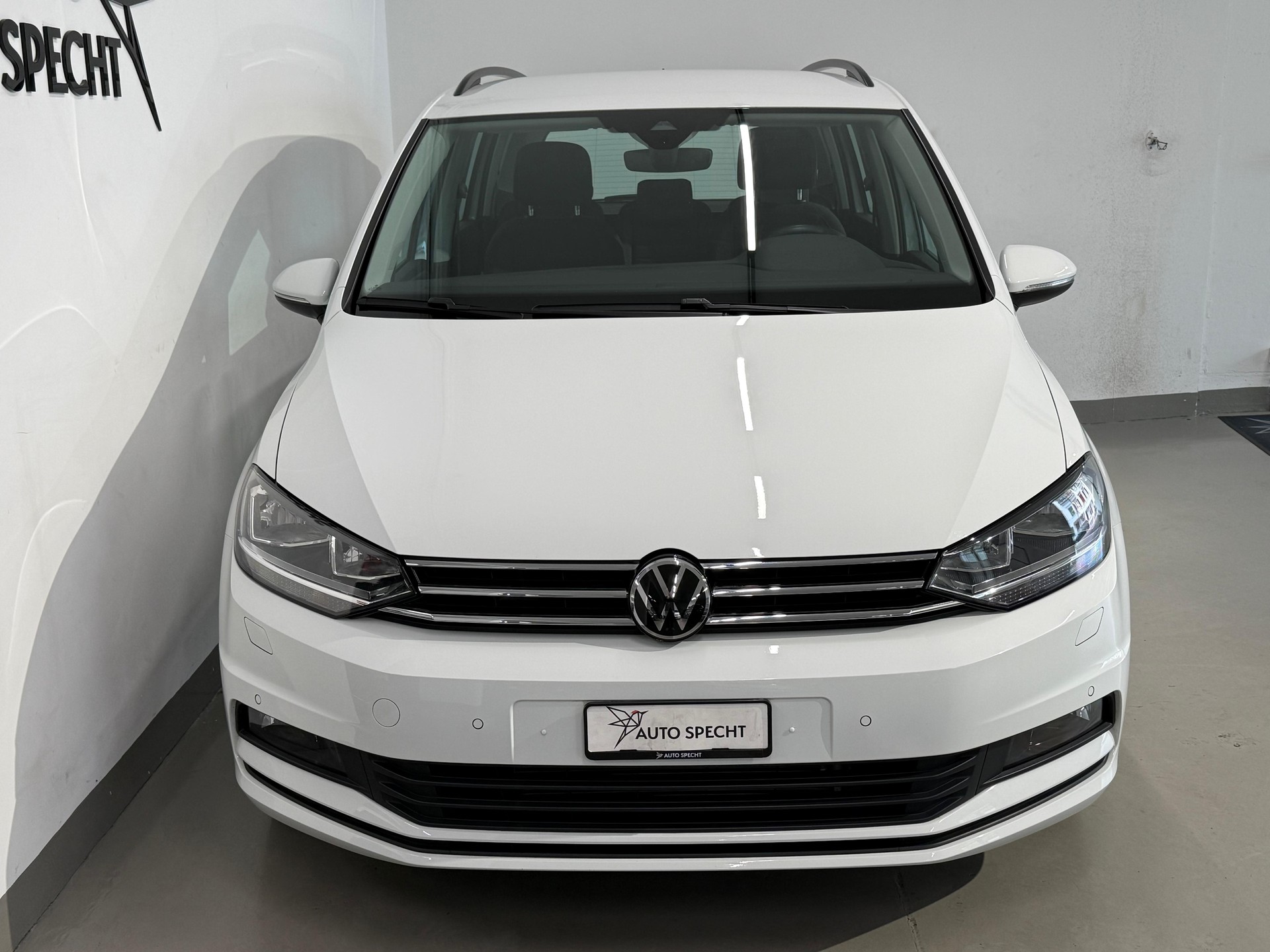VW Touran 2.0 TDI BlueMotion Technology Comfortline DSG-image-2