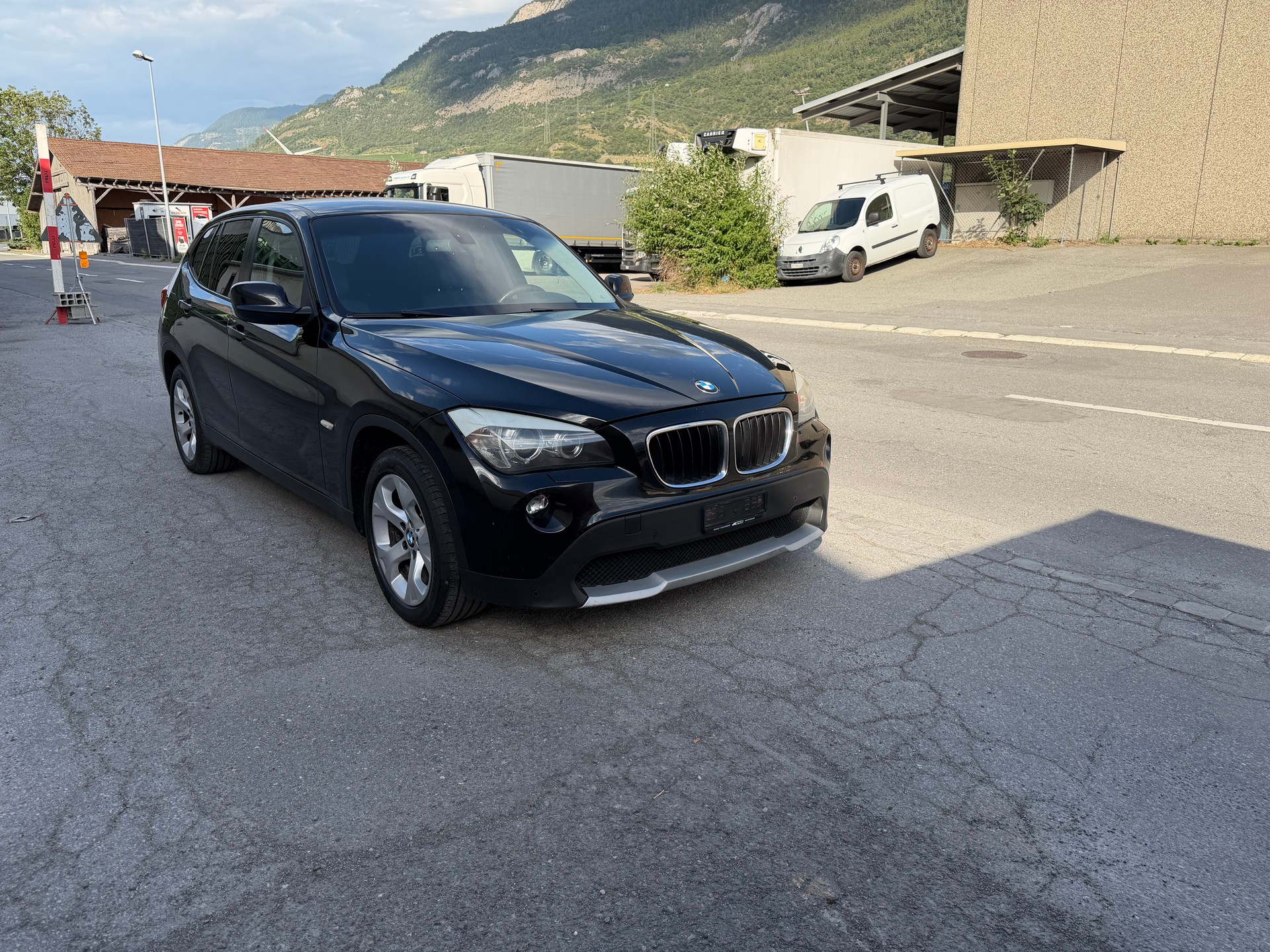 BMW X1 sDrive 18d-image-9
