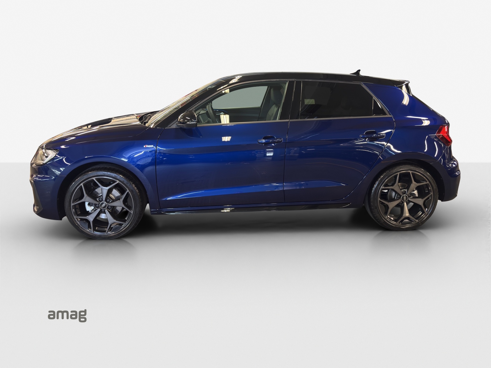 AUDI A1 Sportback 30 TFSI S Line Attraction S-tronic-image-1