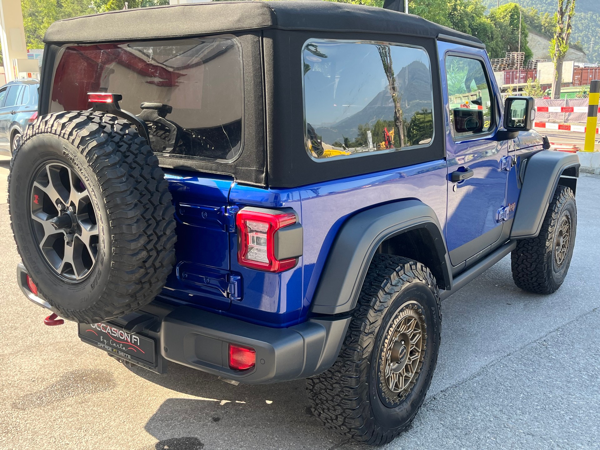 JEEP Wrangler 2.0 Rubicon Automatic-image-3