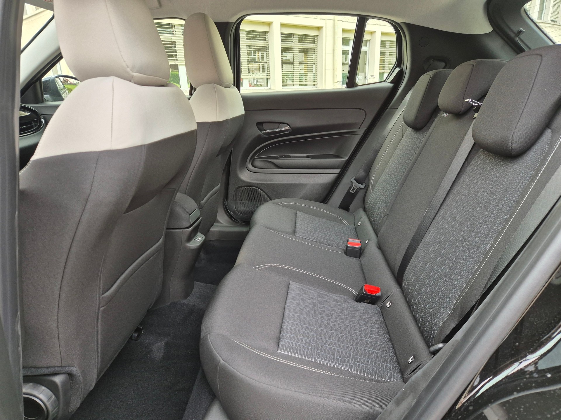 FIAT 600h Mild Hybrid Icon Swiss Edition-image-9