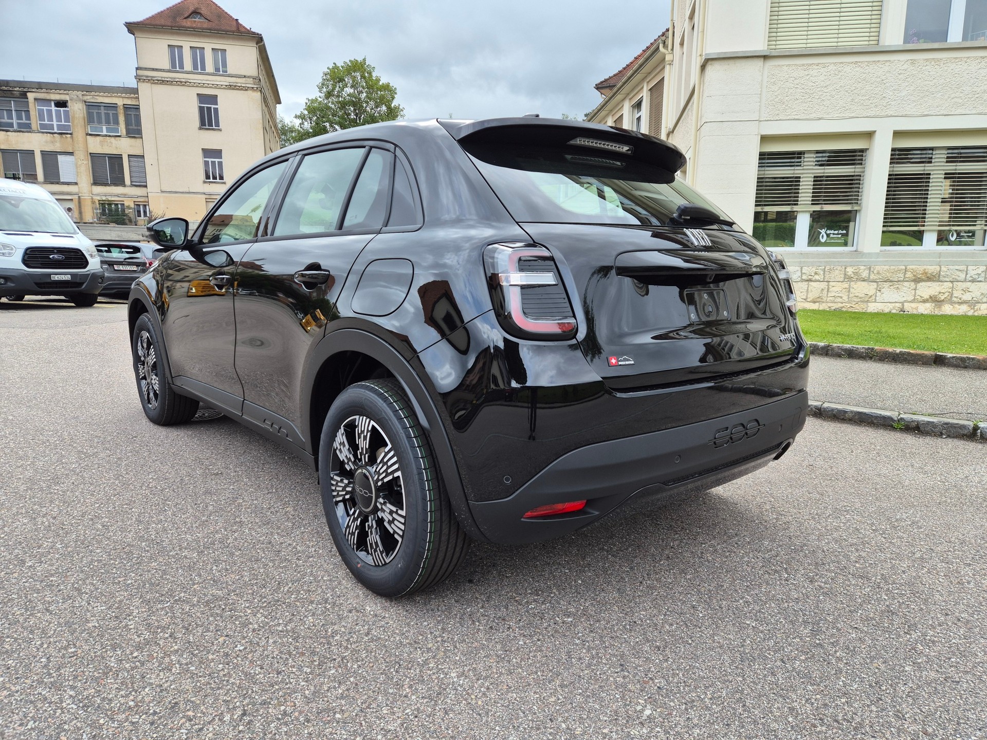 FIAT 600h Mild Hybrid Icon Swiss Edition-image-2