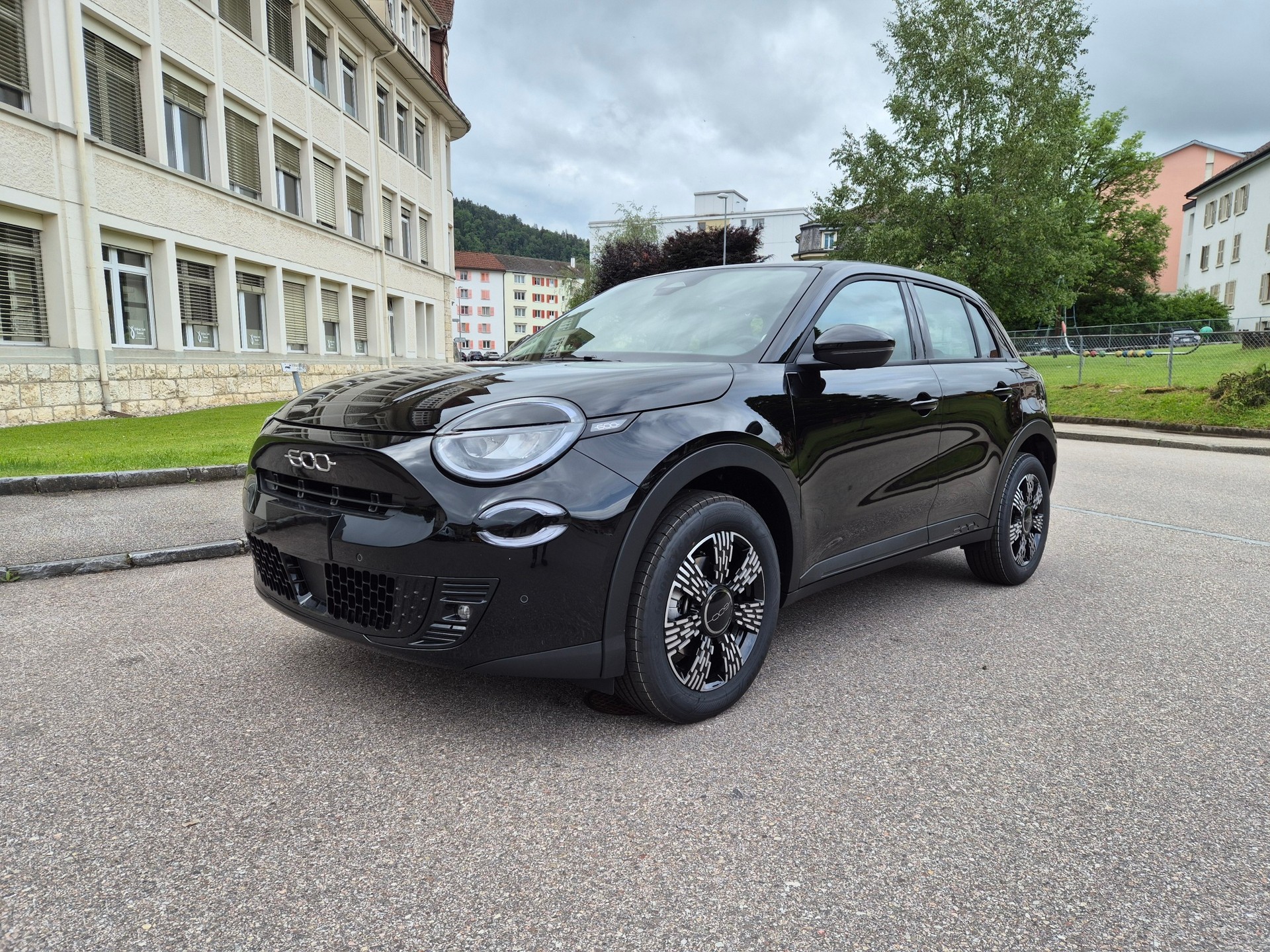 FIAT 600h Mild Hybrid Icon Swiss Edition-image-0