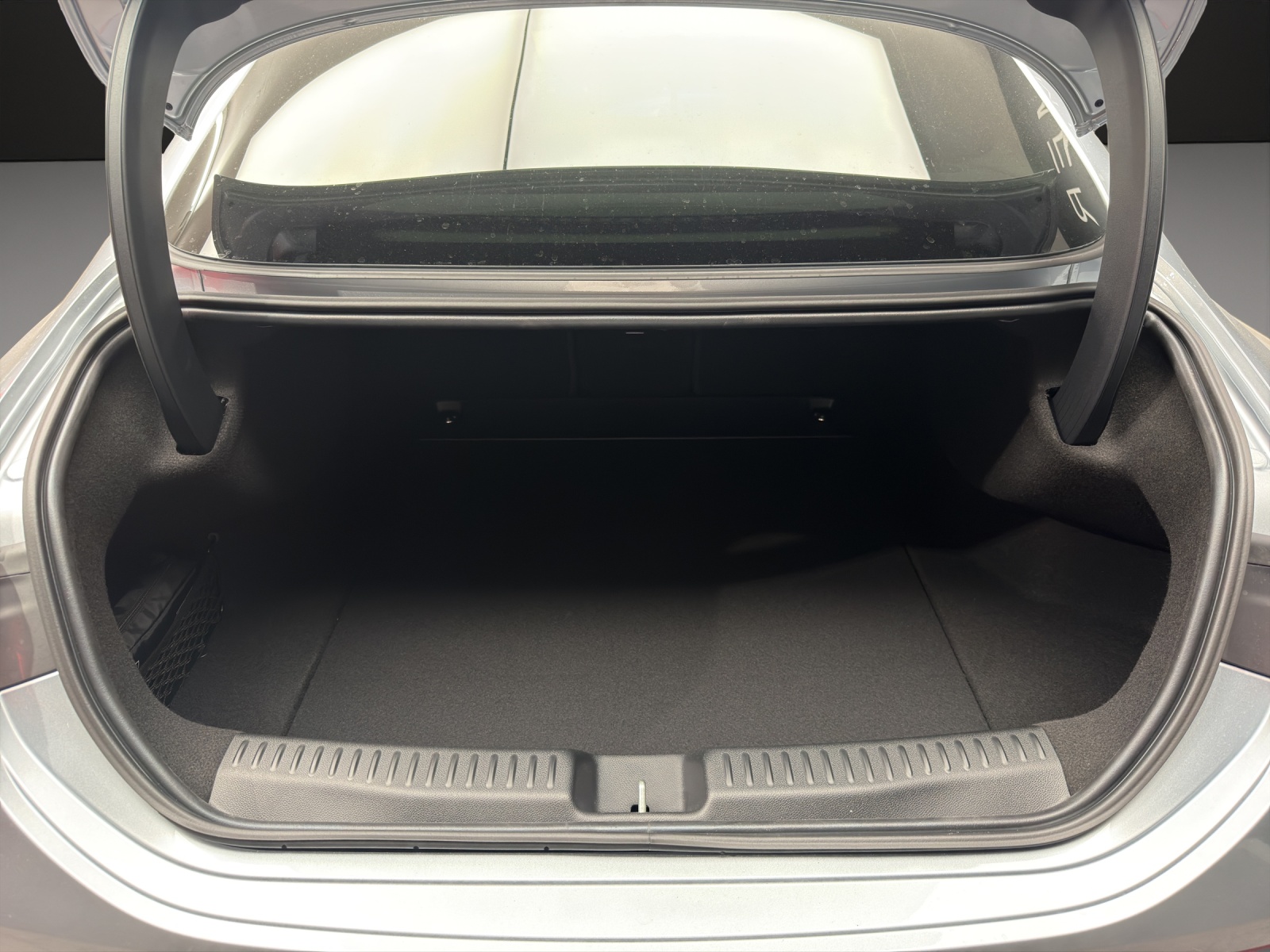 MERCEDES-BENZ CLA 350 4MATIC with EQ Technology-image-10