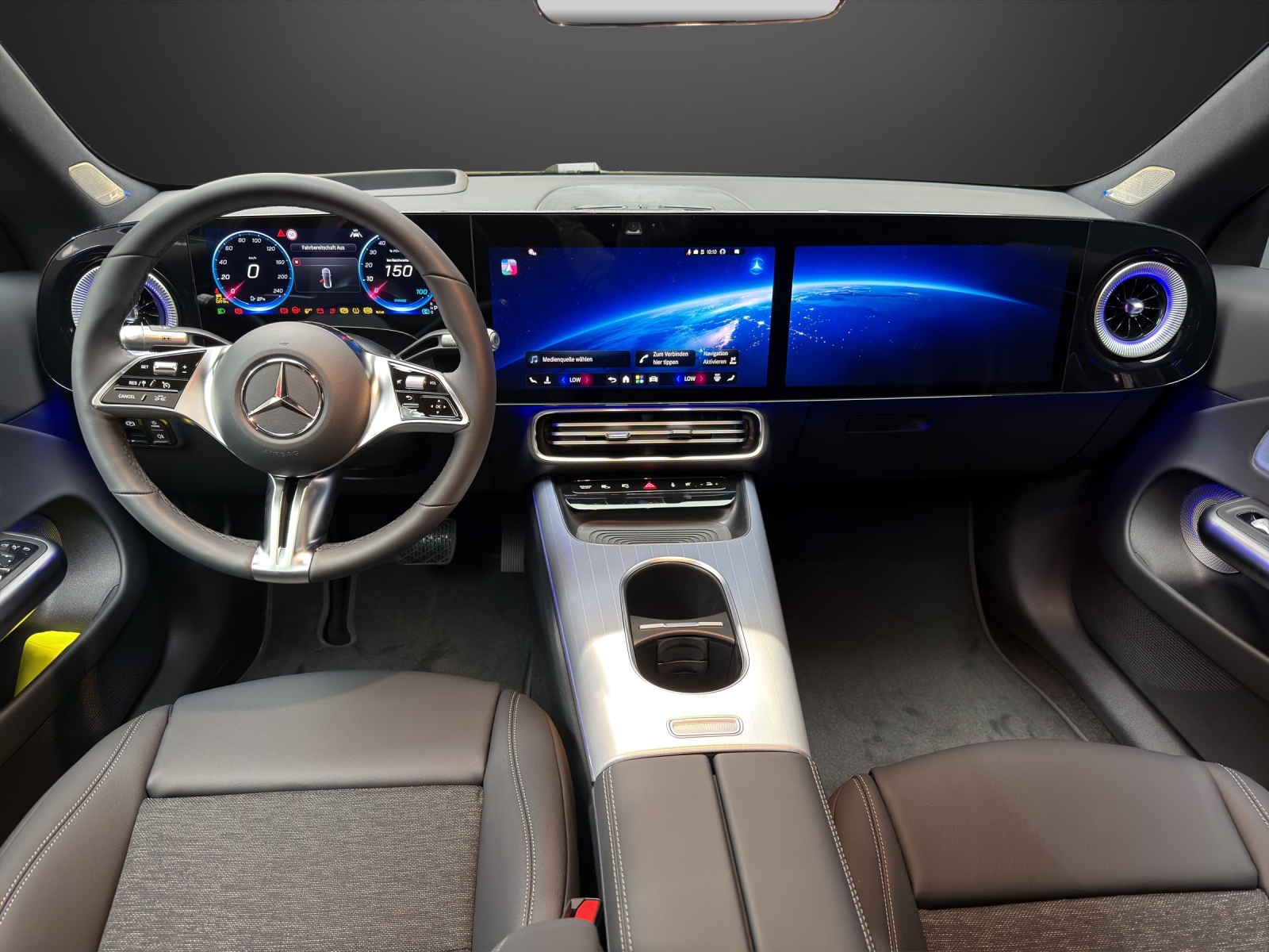 MERCEDES-BENZ CLA 350 4MATIC with EQ Technology-image-5