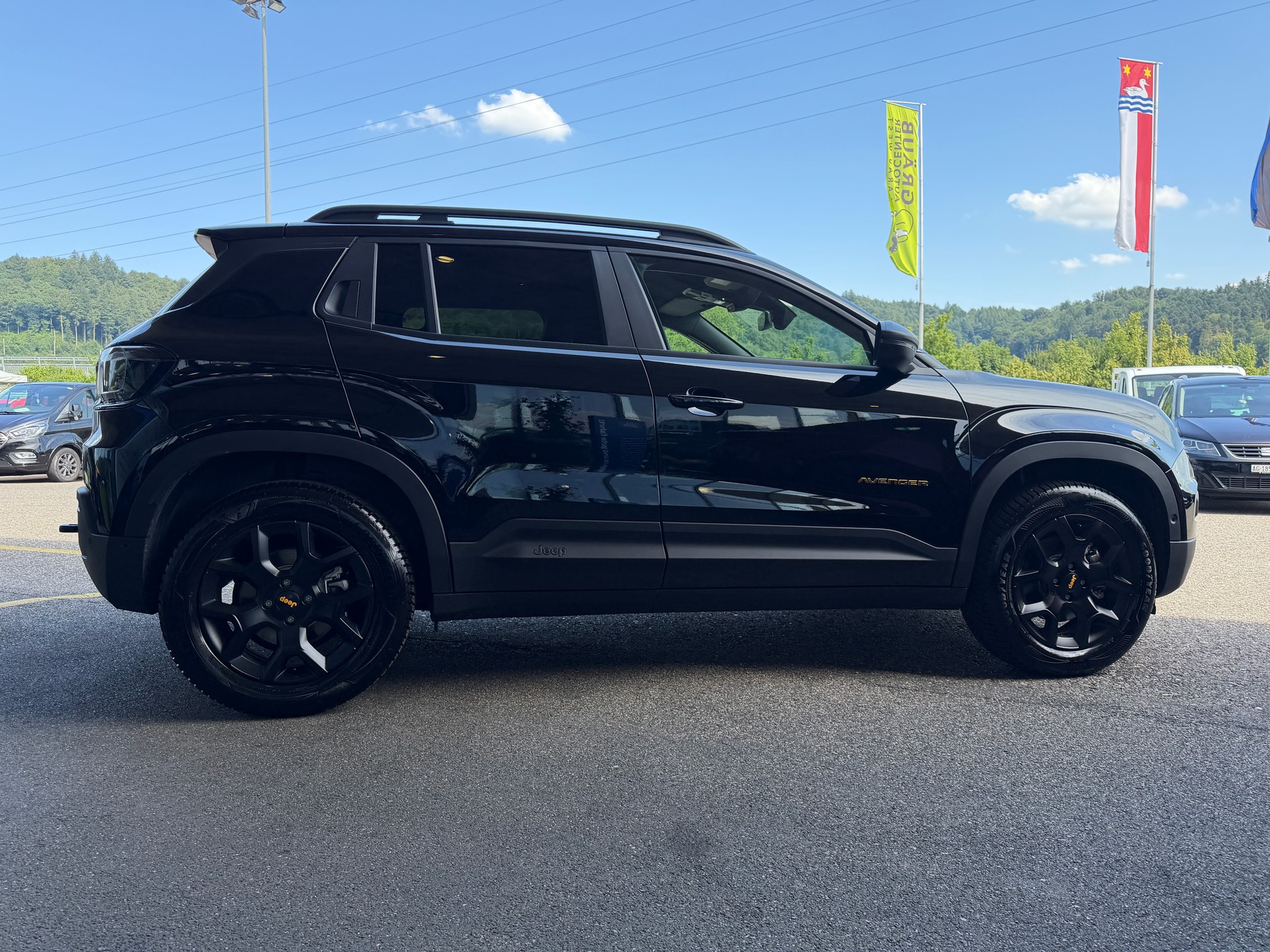 JEEP Avenger 1.2 Turbo MHEV The North Face 4xe-image-7