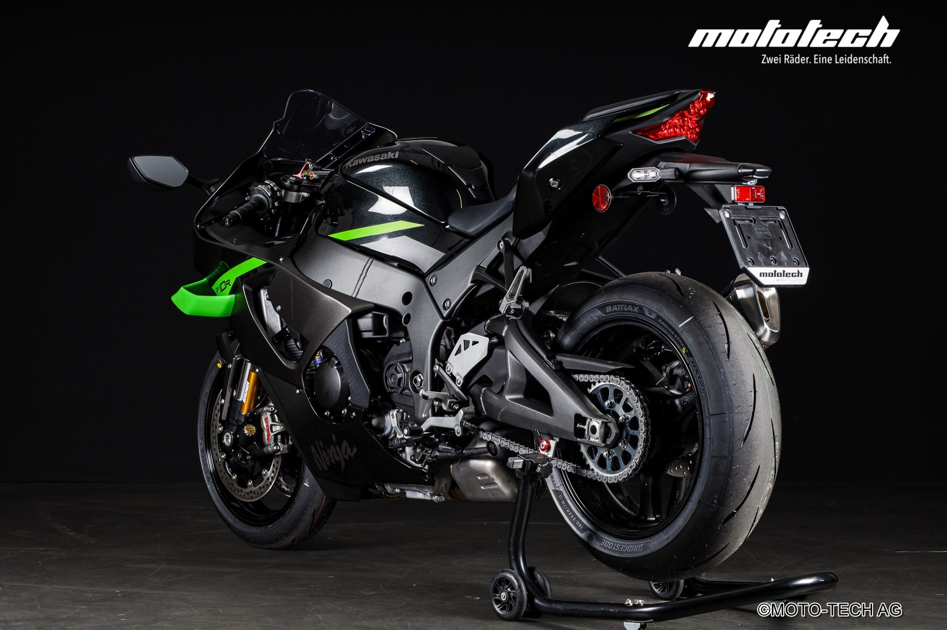 KAWASAKI Ninja ZX-10R MY26-showroom-element-3