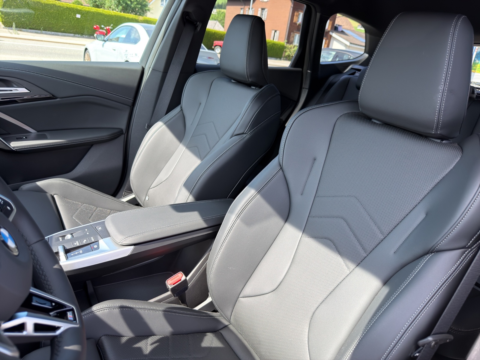 BMW X1 xDrive 20d 48V M Sport-image-17