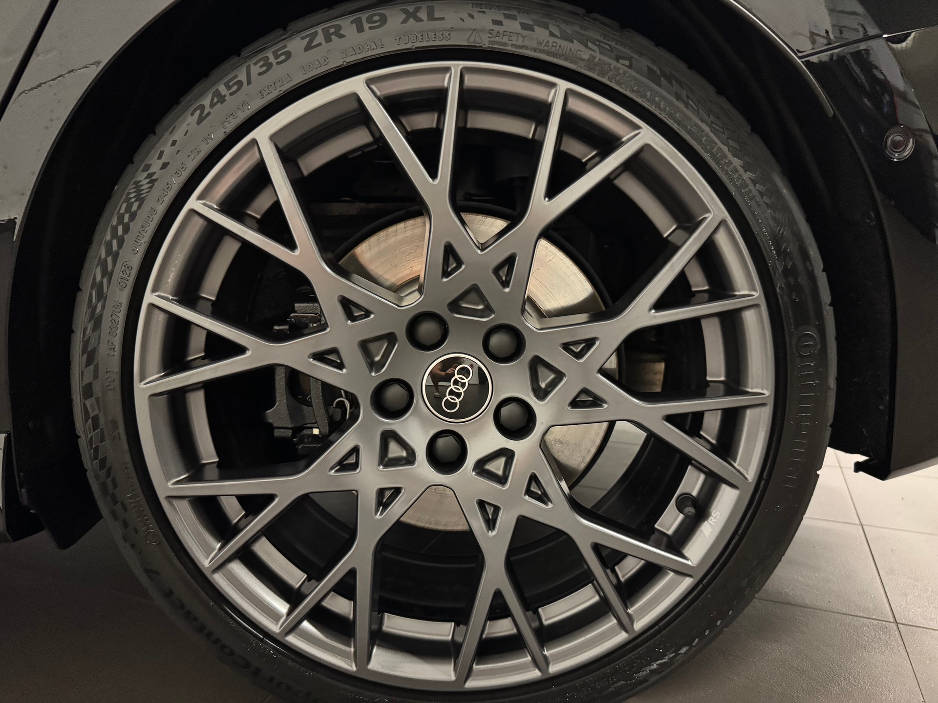 AUDI RS3 Sportback 2.5 TSI quattro S-tronic CH Fahrzeug-image-30