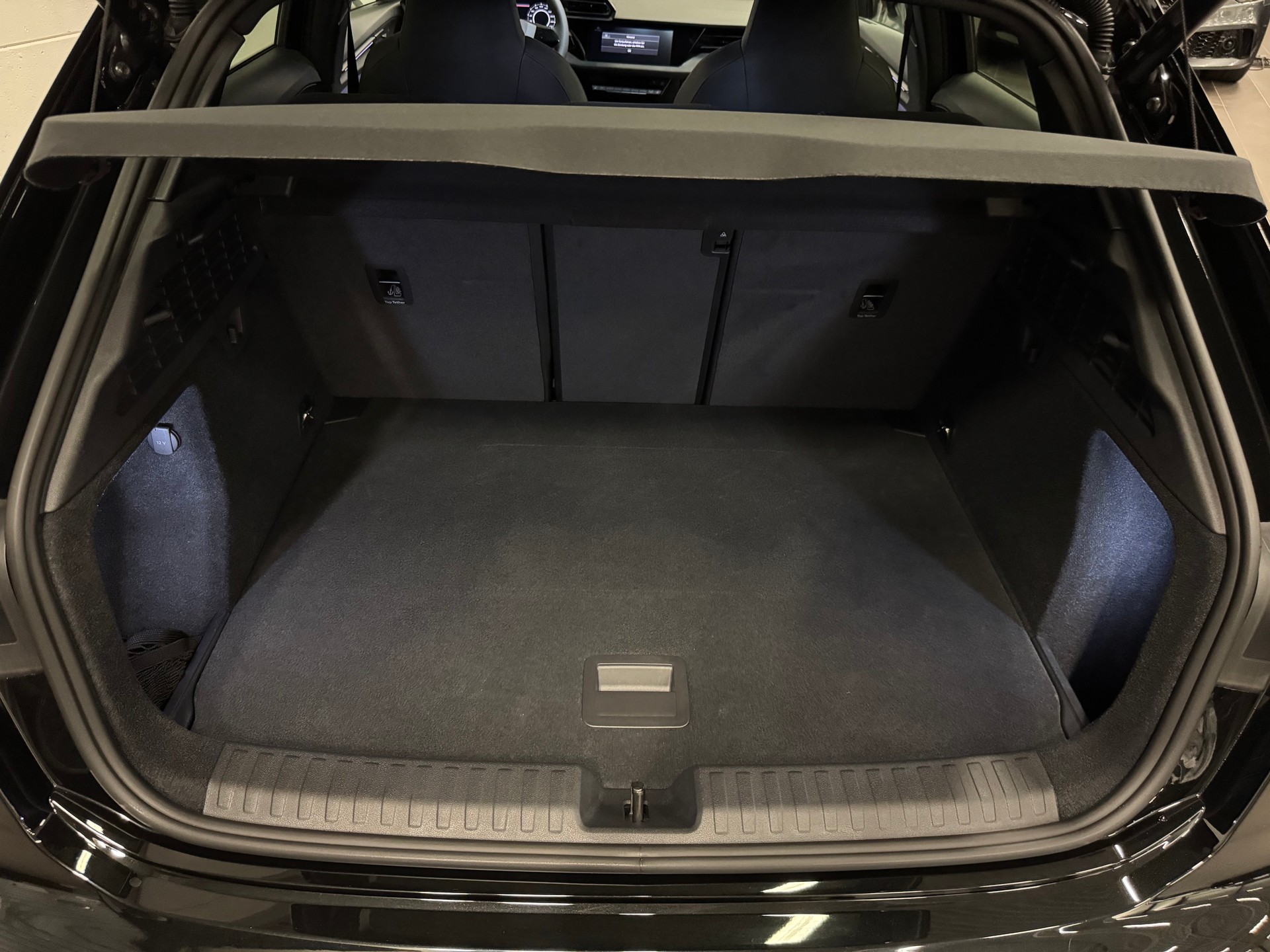 AUDI RS3 Sportback 2.5 TSI quattro S-tronic CH Fahrzeug-image-24