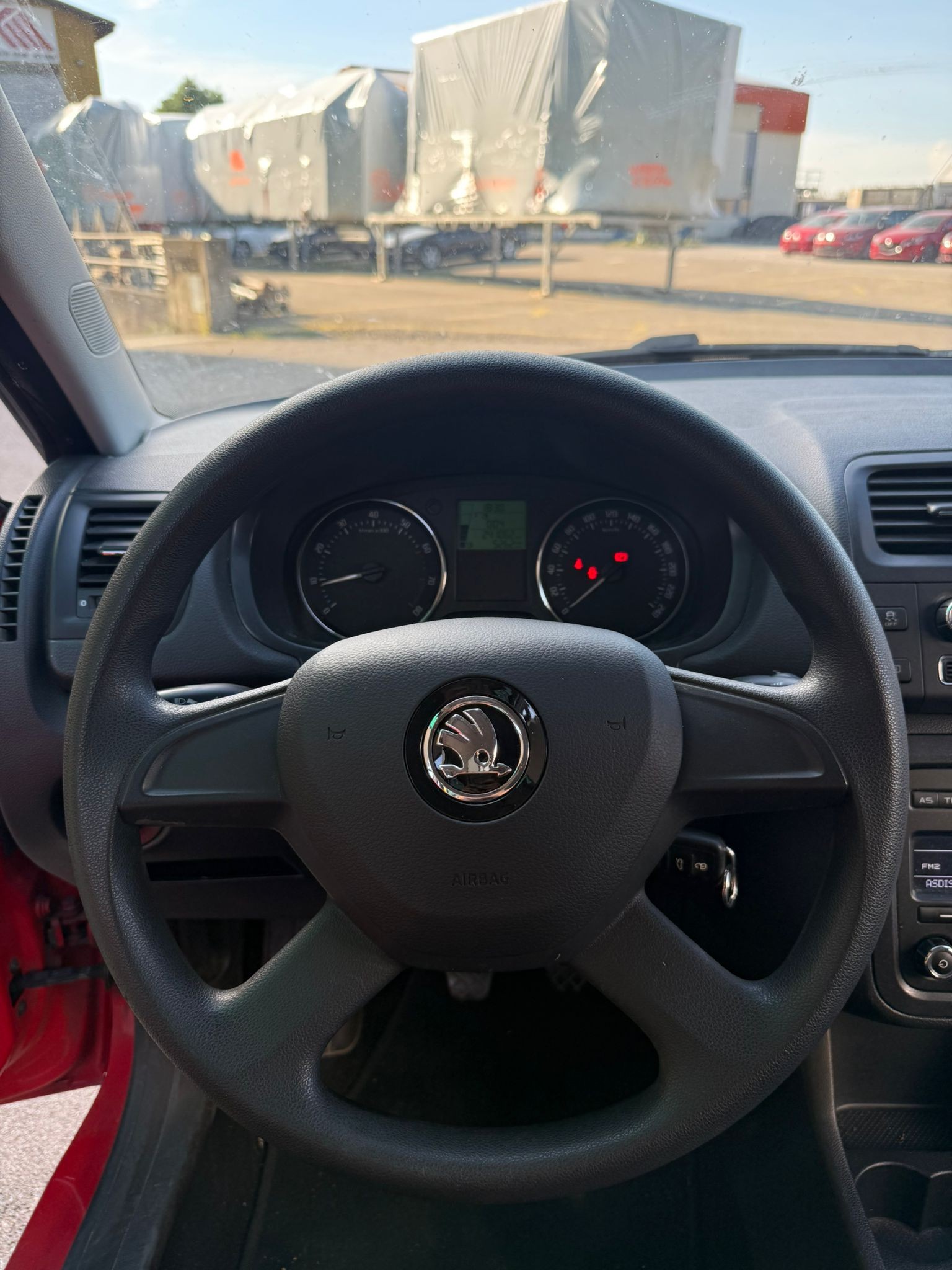 SKODA Fabia 1.2 TSI Elegance-image-9