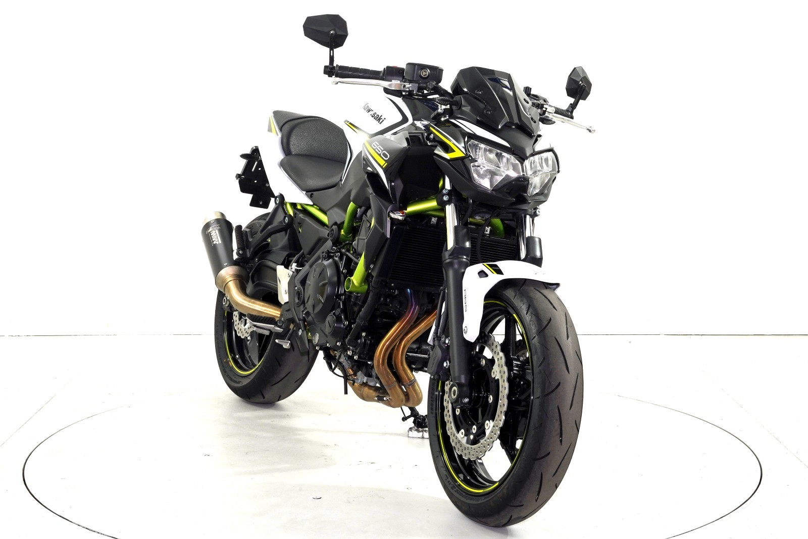 KAWASAKI Z 650 ABS-showroom-element-1