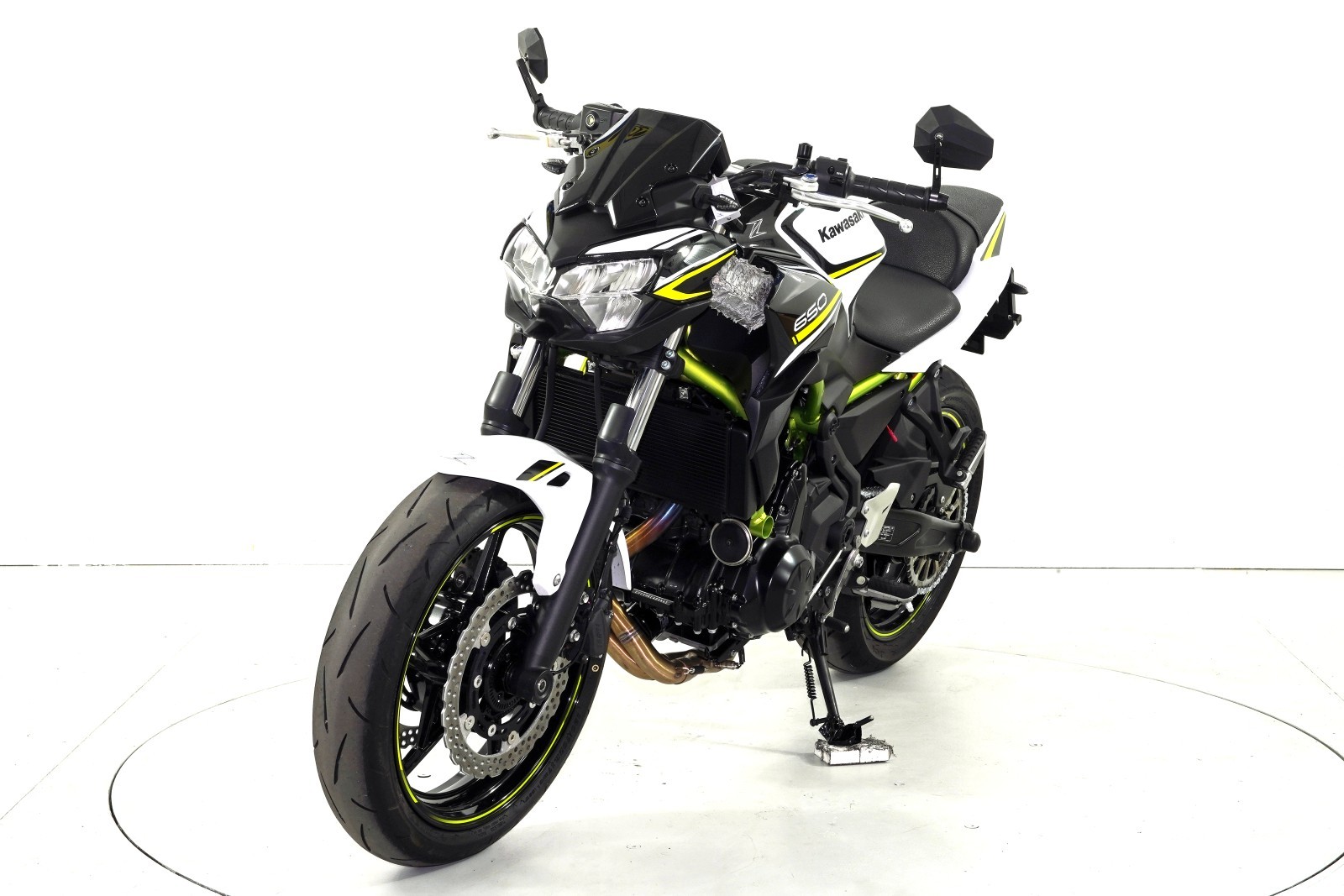 KAWASAKI Z 650 ABS-showroom-element-2
