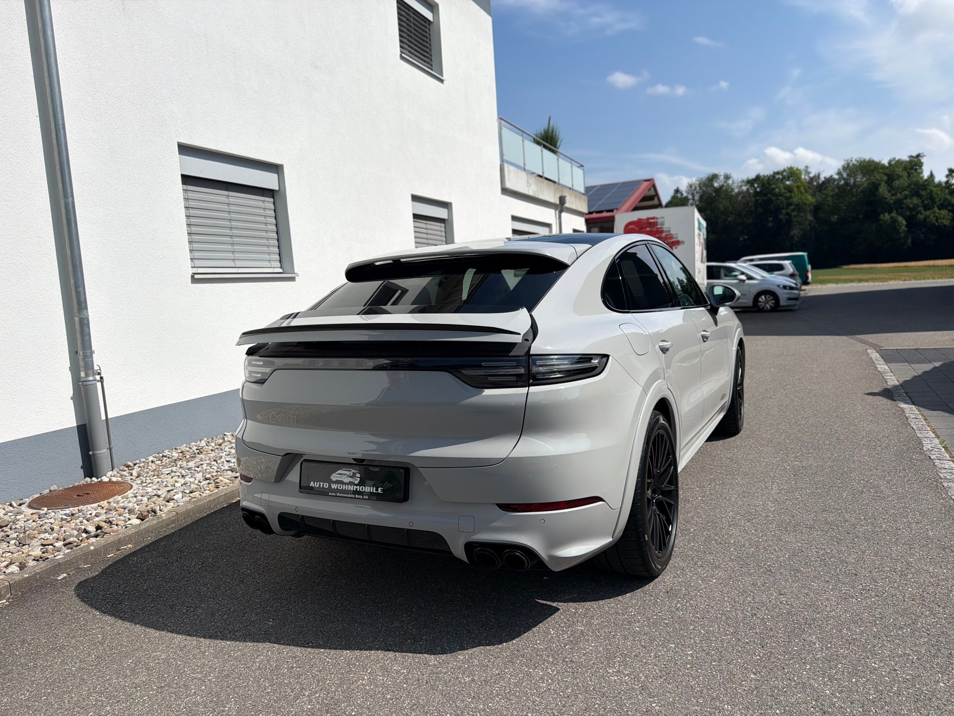 PORSCHE Cayenne GTS Coupé-image-7