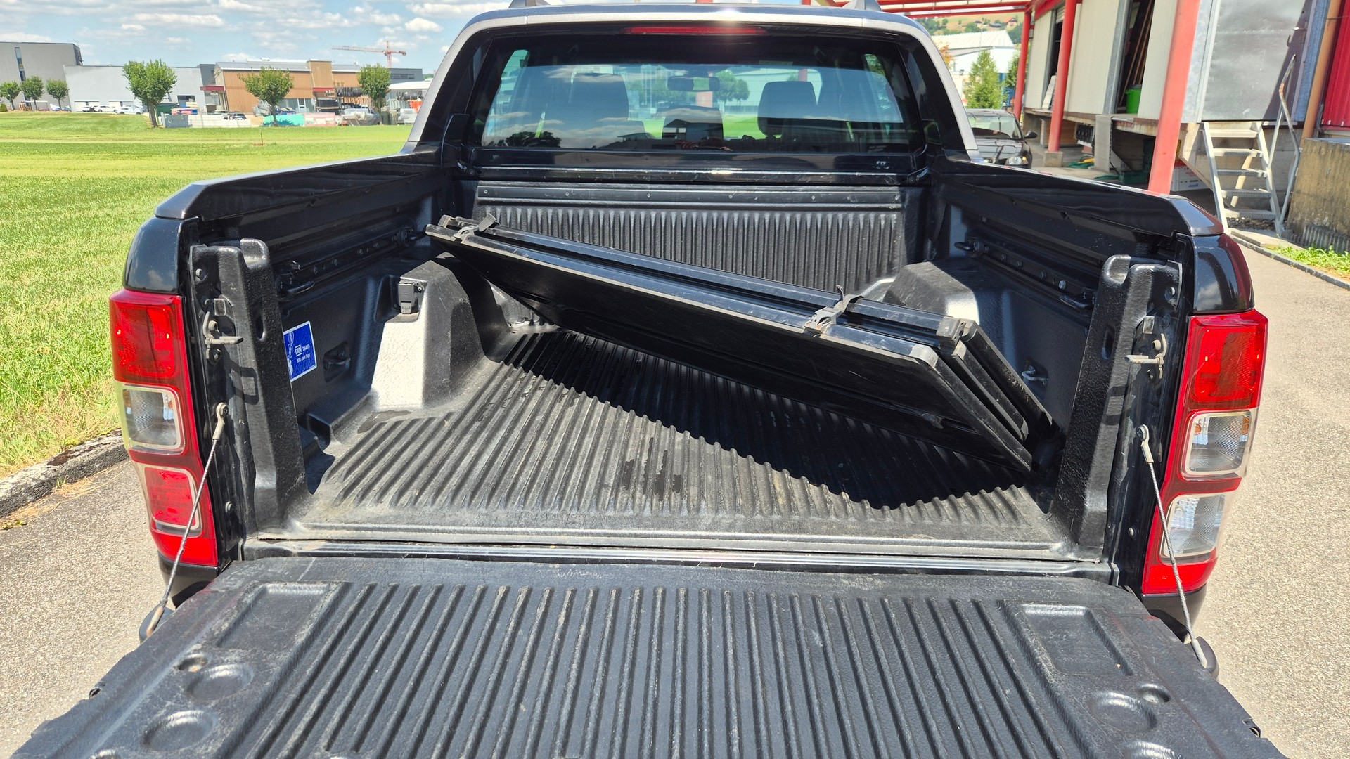 FORD Ranger Wildtrak 2.2 TDCi 4x4 A-image-14