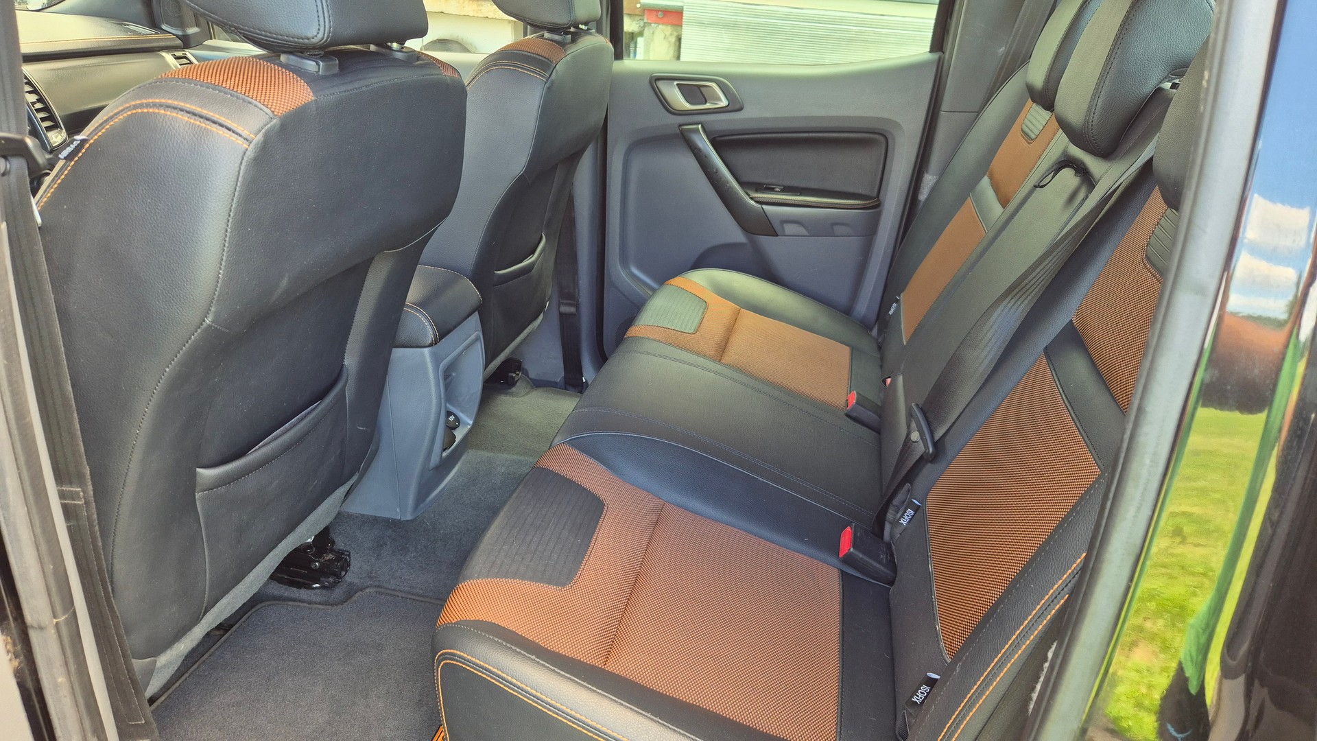 FORD Ranger Wildtrak 2.2 TDCi 4x4 A-image-12