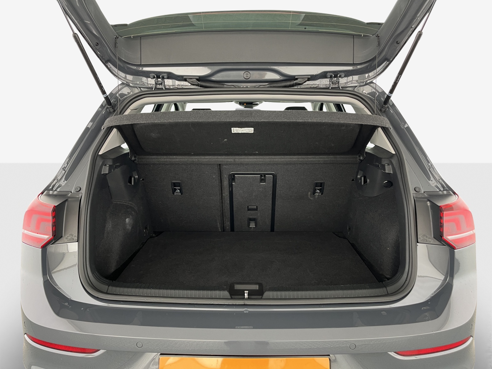 VW Golf 1.5 e TSI mHEV Life DSG-image-12