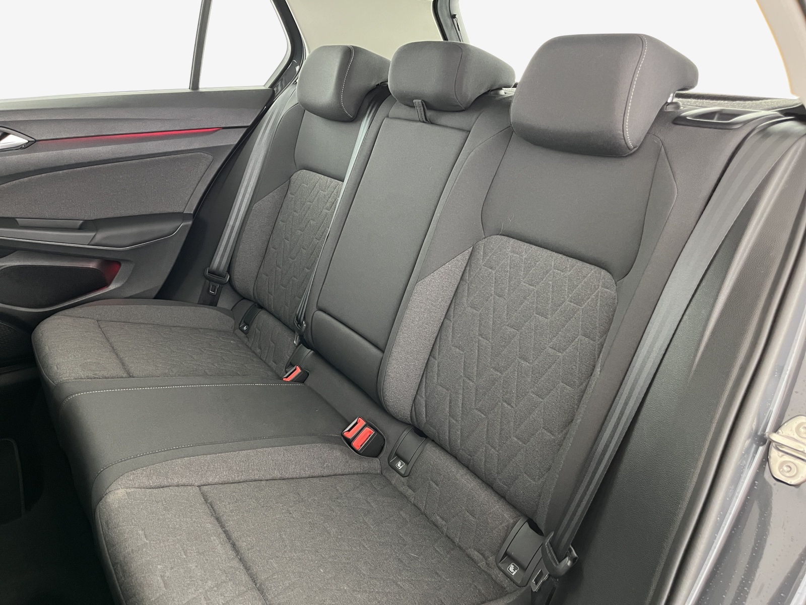 VW Golf 1.5 e TSI mHEV Life DSG-image-11