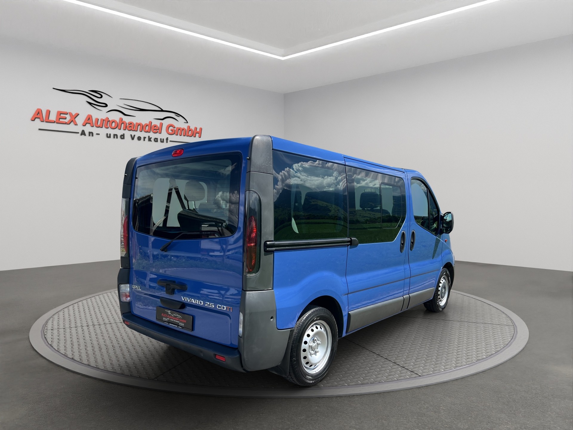 OPEL Vivaro Tour 2.5 CDTI 2.7t 8-Plätze-image-6