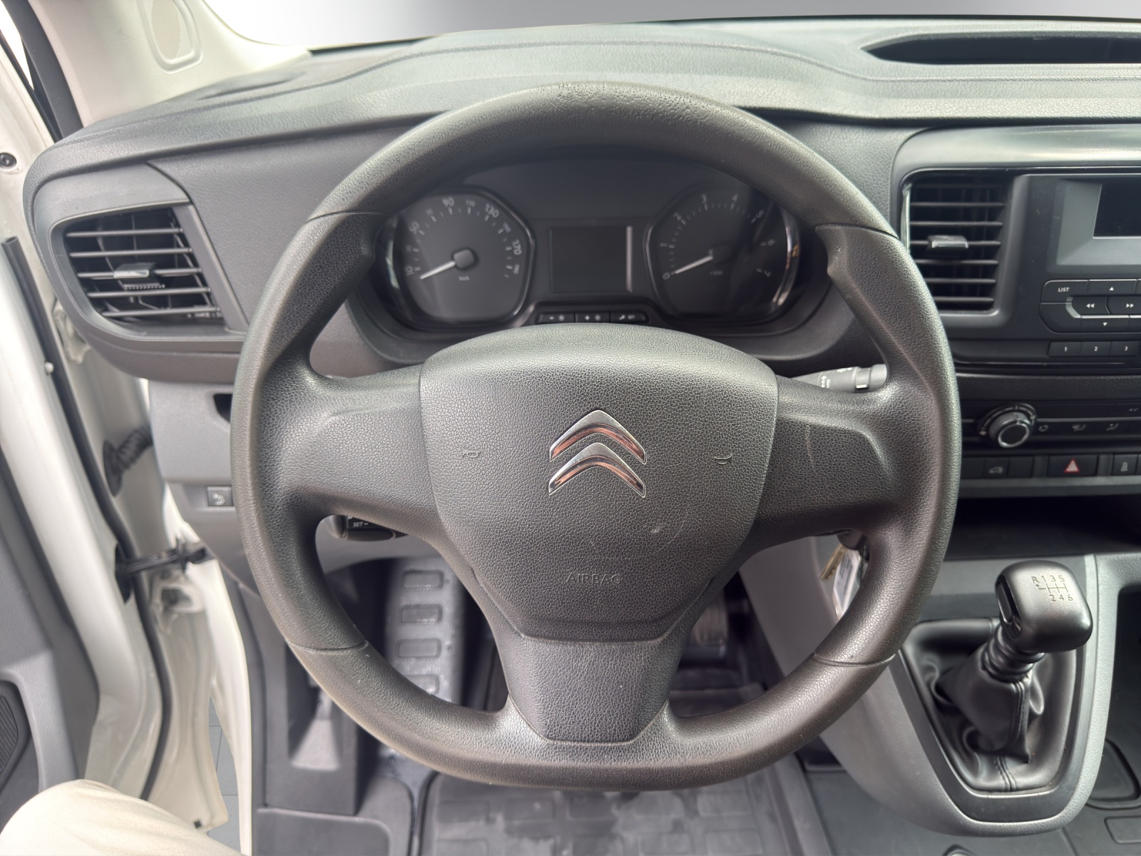 CITROEN Jumpy 1.5 BlueHDi 120 M Komfort-image-12