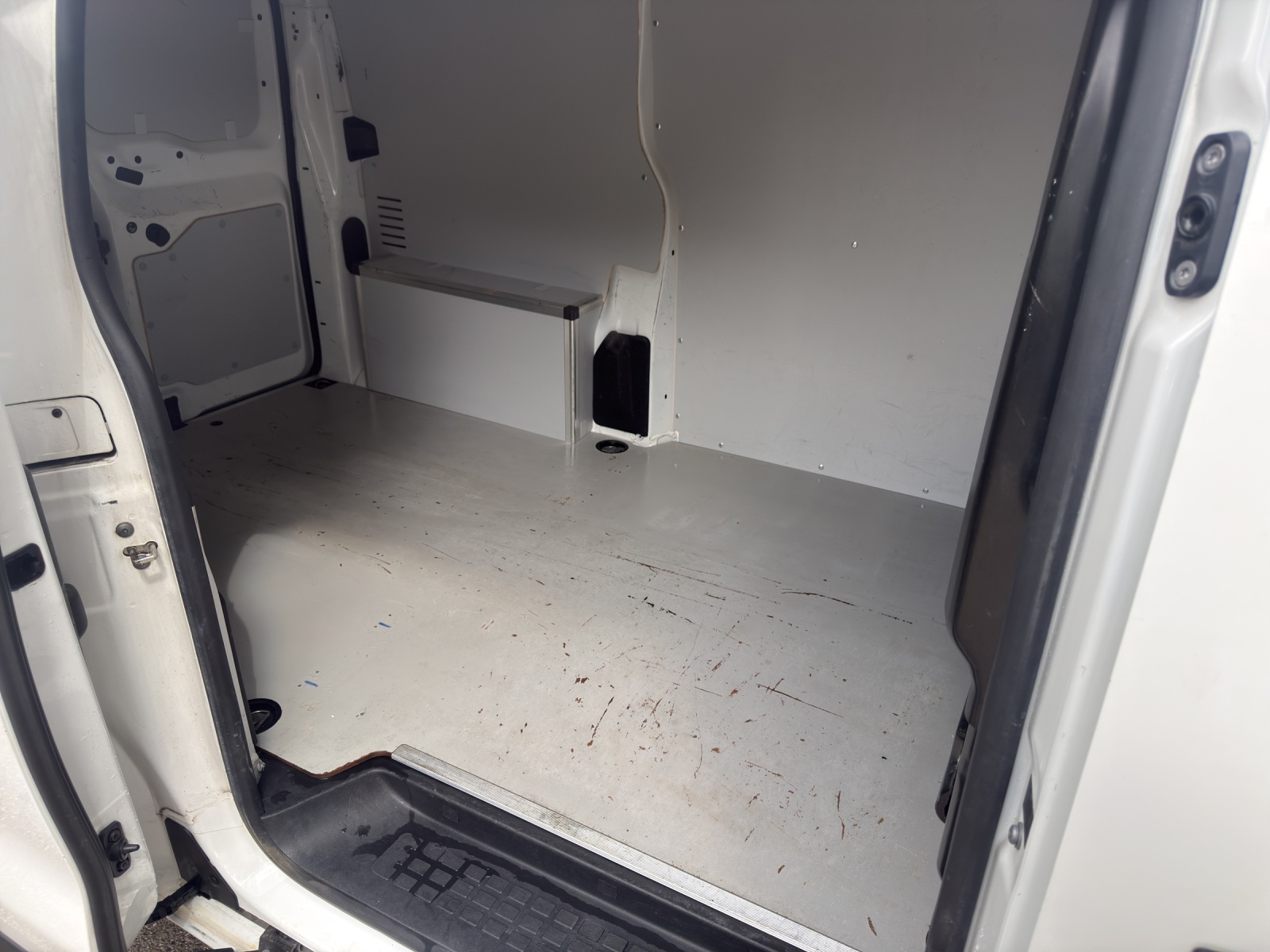 CITROEN Jumpy 1.5 BlueHDi 120 M Komfort-image-9