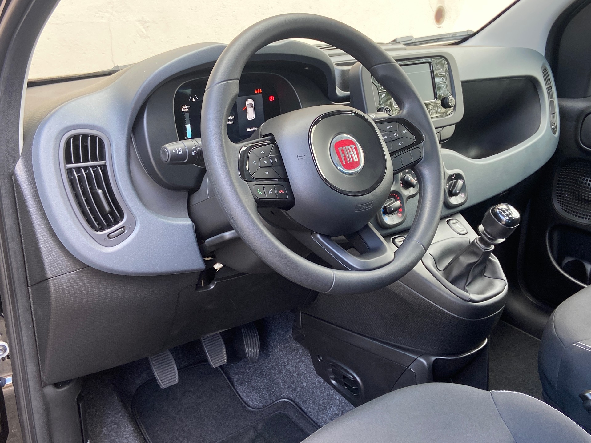 FIAT Panda 1.0 MHEV City-image-4