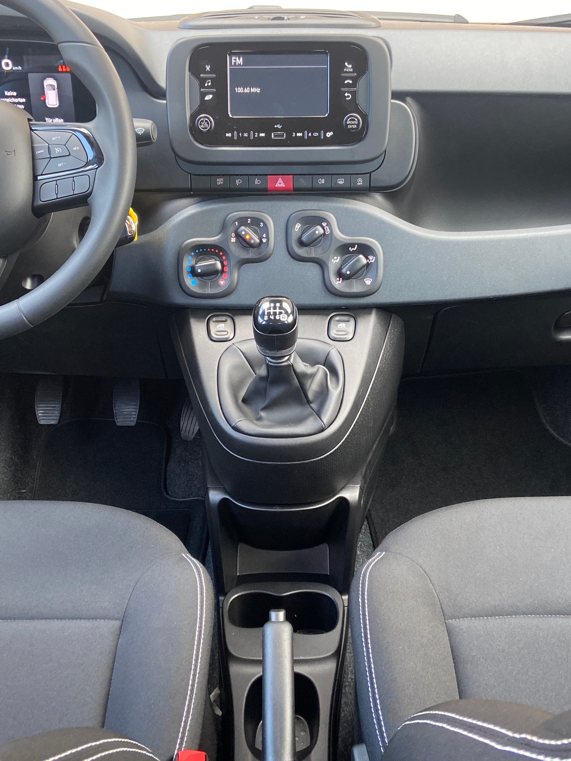 FIAT Panda 1.0 MHEV City-image-9