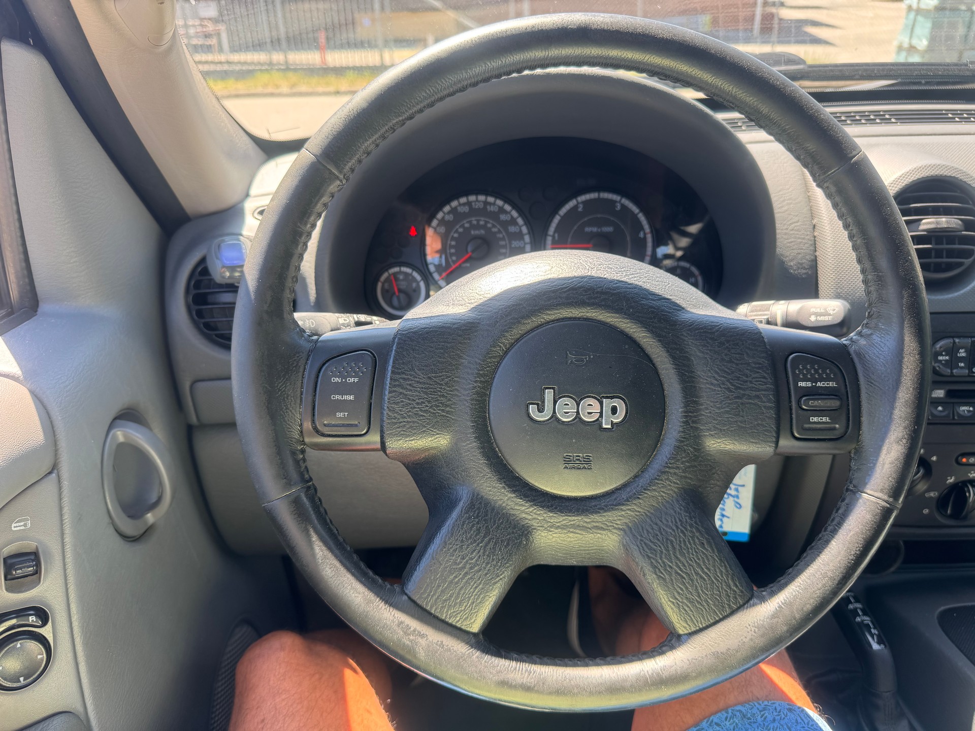 JEEP Cherokee 2.8 CRD Limited-image-14