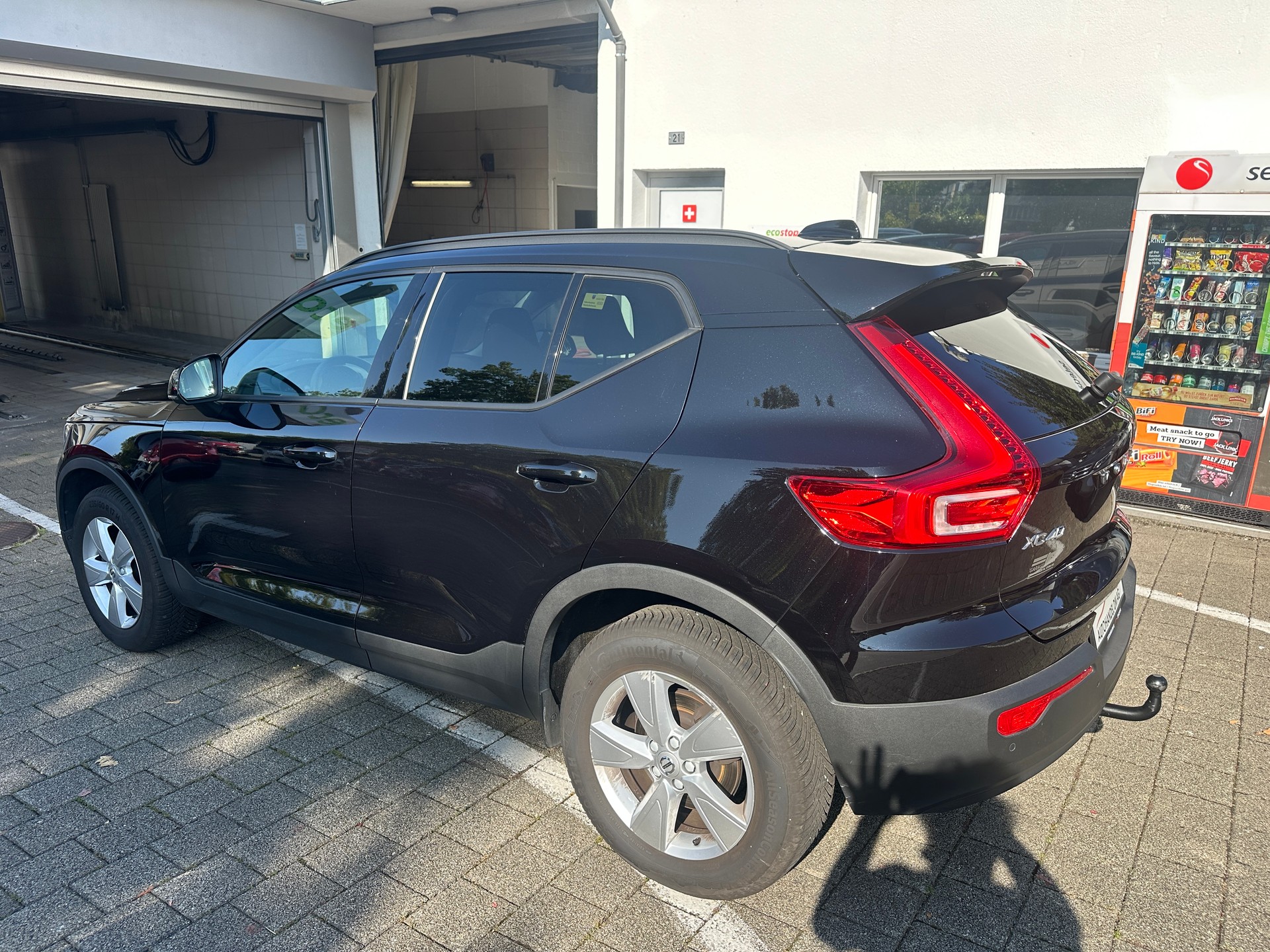 VOLVO XC40 T2 Momentum Light Geartronic-showroom-element-3