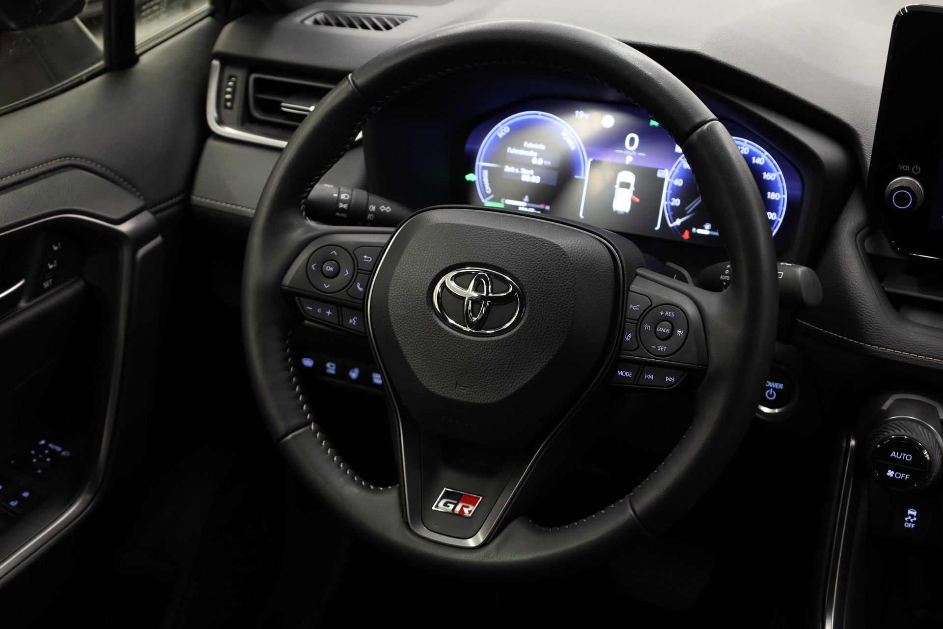 TOYOTA RAV-4 2.5 HEV GR Sport e-CVT 4WD-image-17