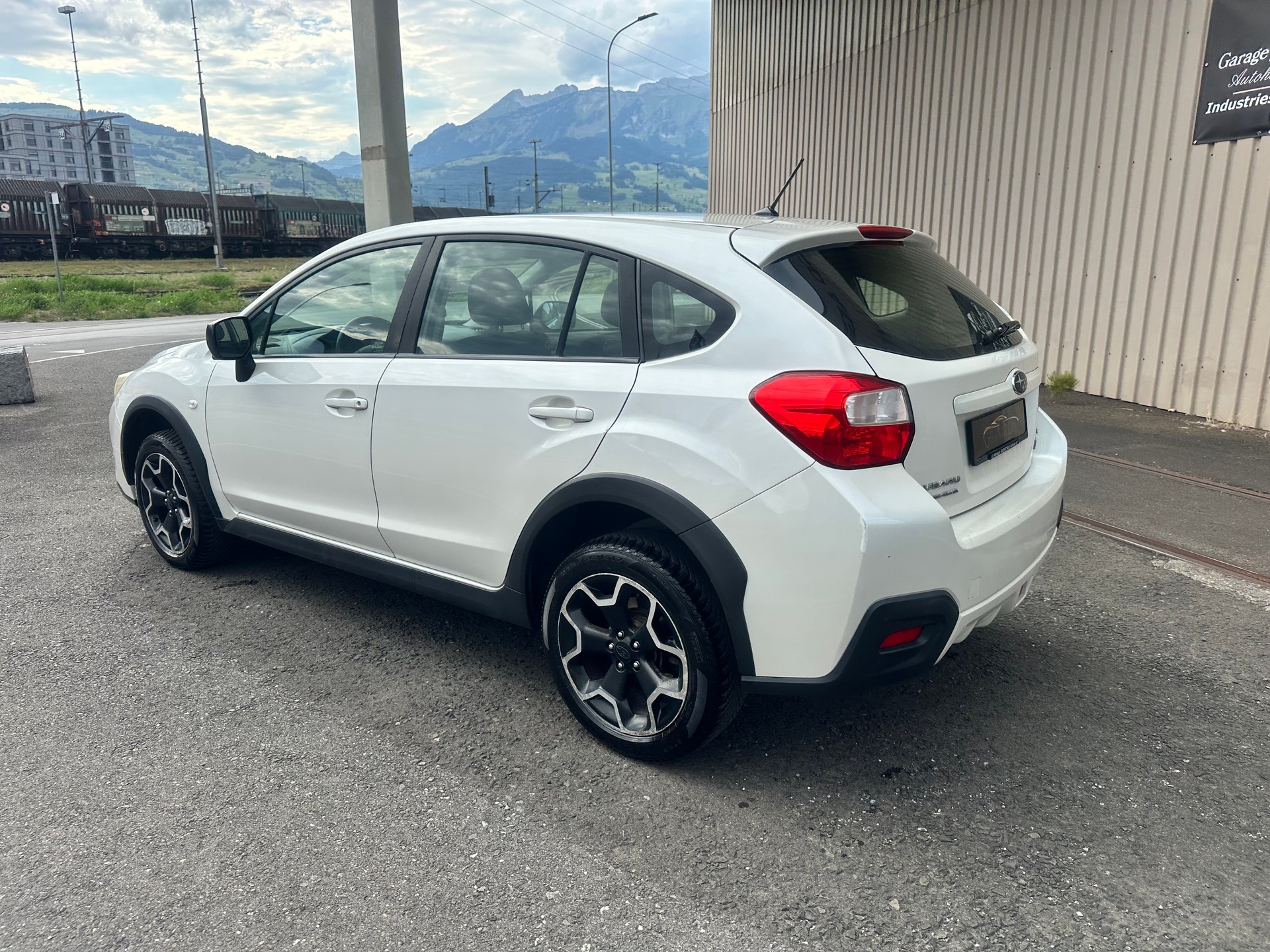 SUBARU XV 2.0D Swiss One AWD-image-4