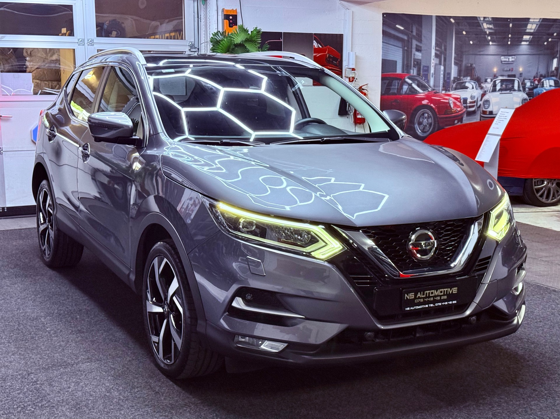 NISSAN Qashqai 1.7 dCi tekna+ Xtronic ALL-MODE 4x4-image-2