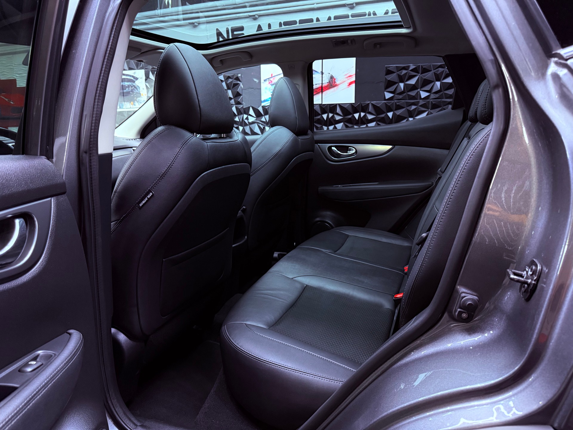 NISSAN Qashqai 1.7 dCi tekna+ Xtronic ALL-MODE 4x4-image-21