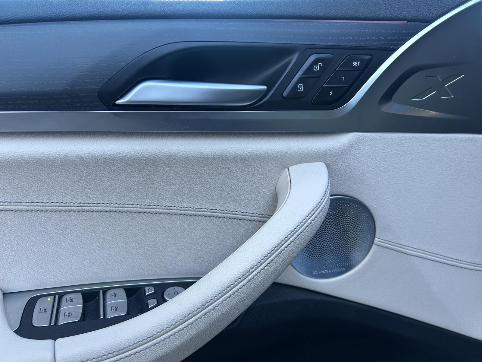 BMW X3 M40d-image-7