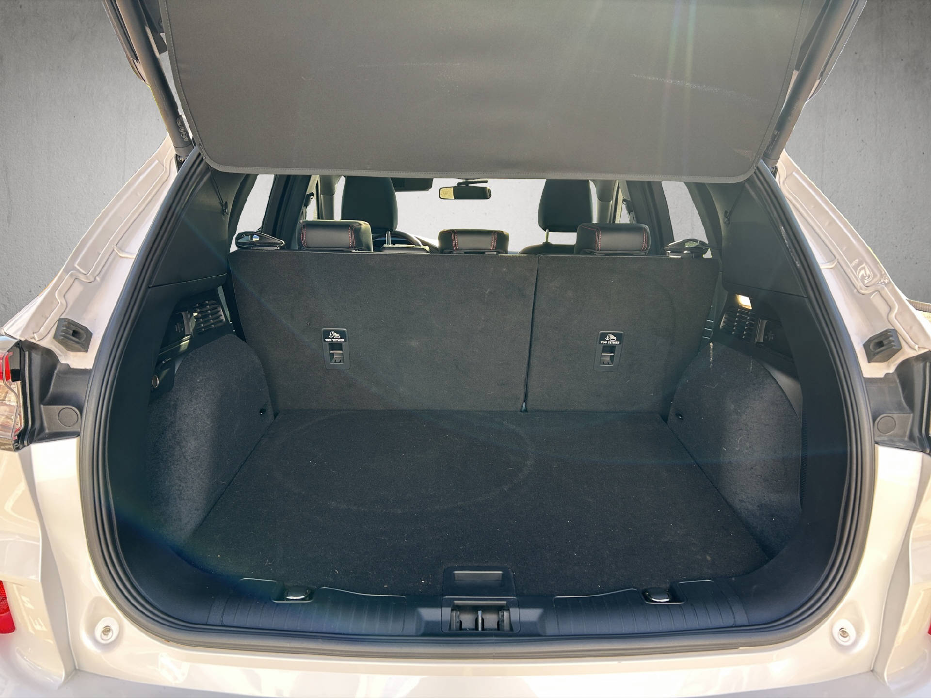 FORD Kuga 2.5 Plug-in Hybrid ST-Line X-image-20