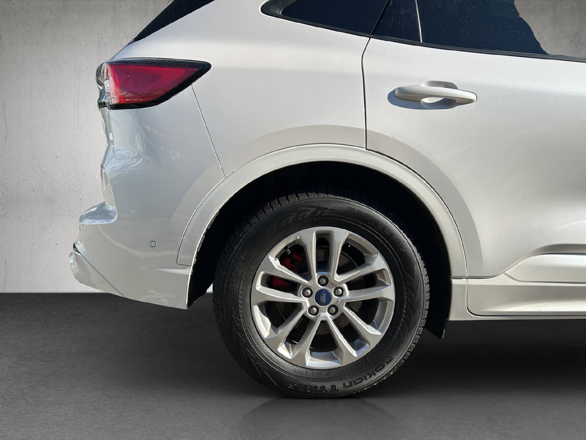 FORD Kuga 2.5 Plug-in Hybrid ST-Line X-image-25