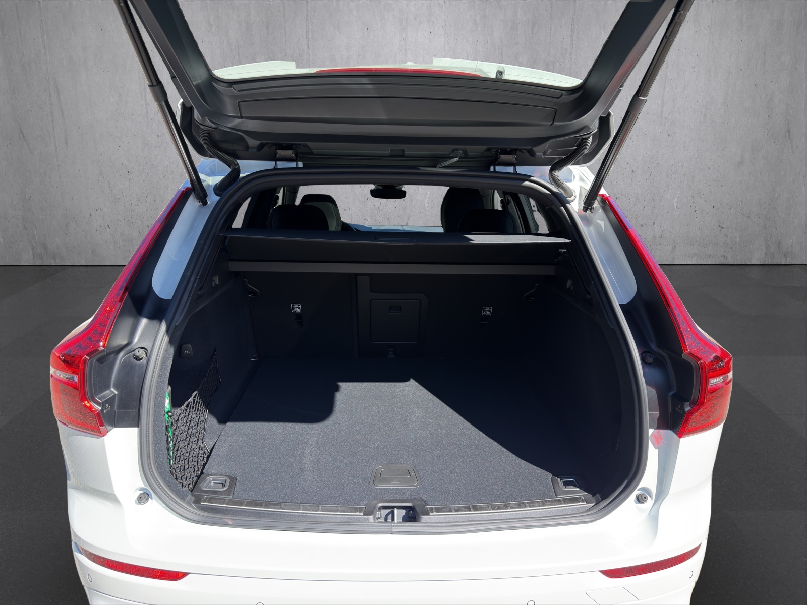 VOLVO XC60 2.0 T6 TE XCENTRIC eAWD Xcentric-image-13