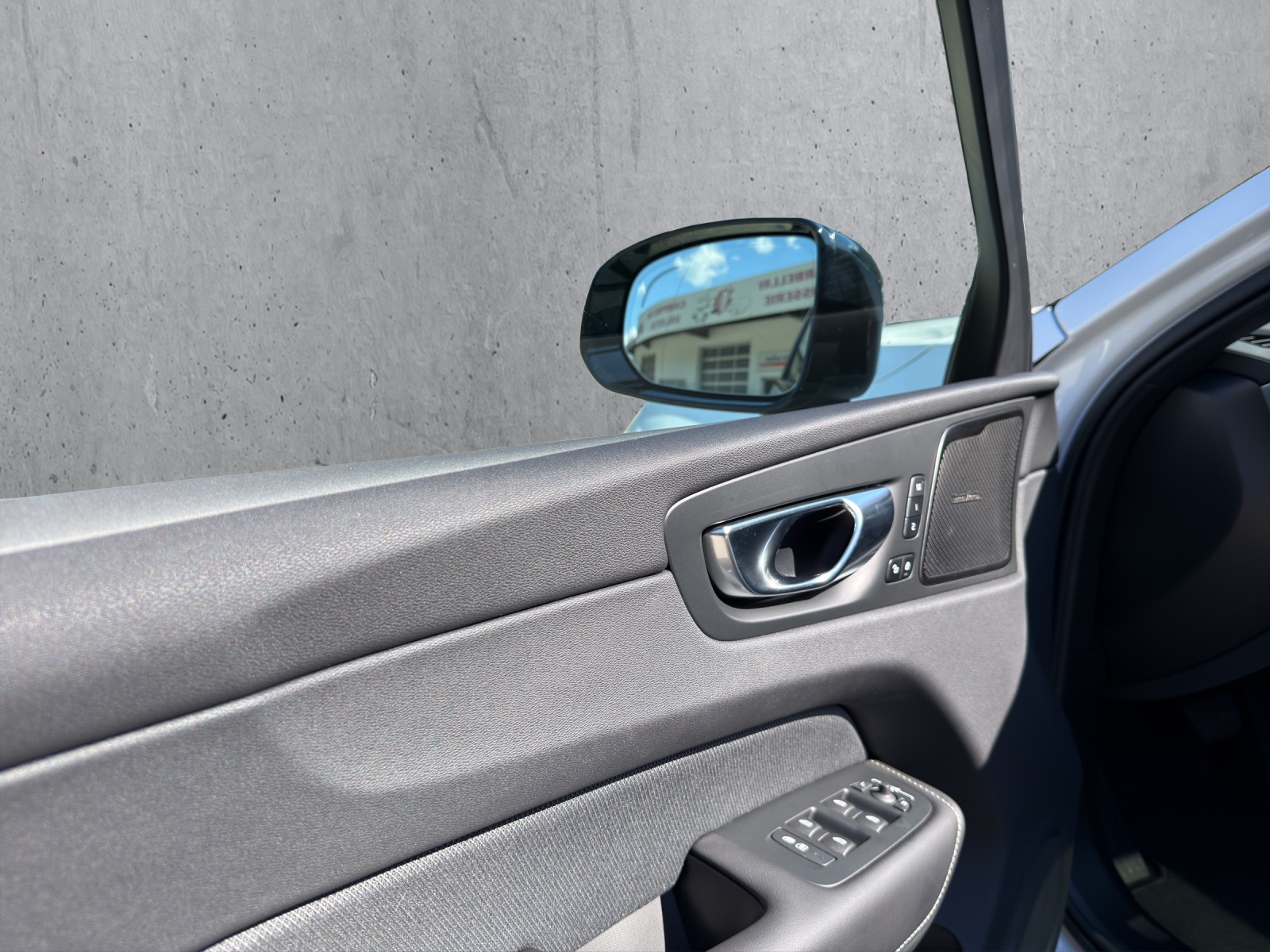VOLVO XC60 2.0 T6 TE XCENTRIC eAWD Xcentric-image-8