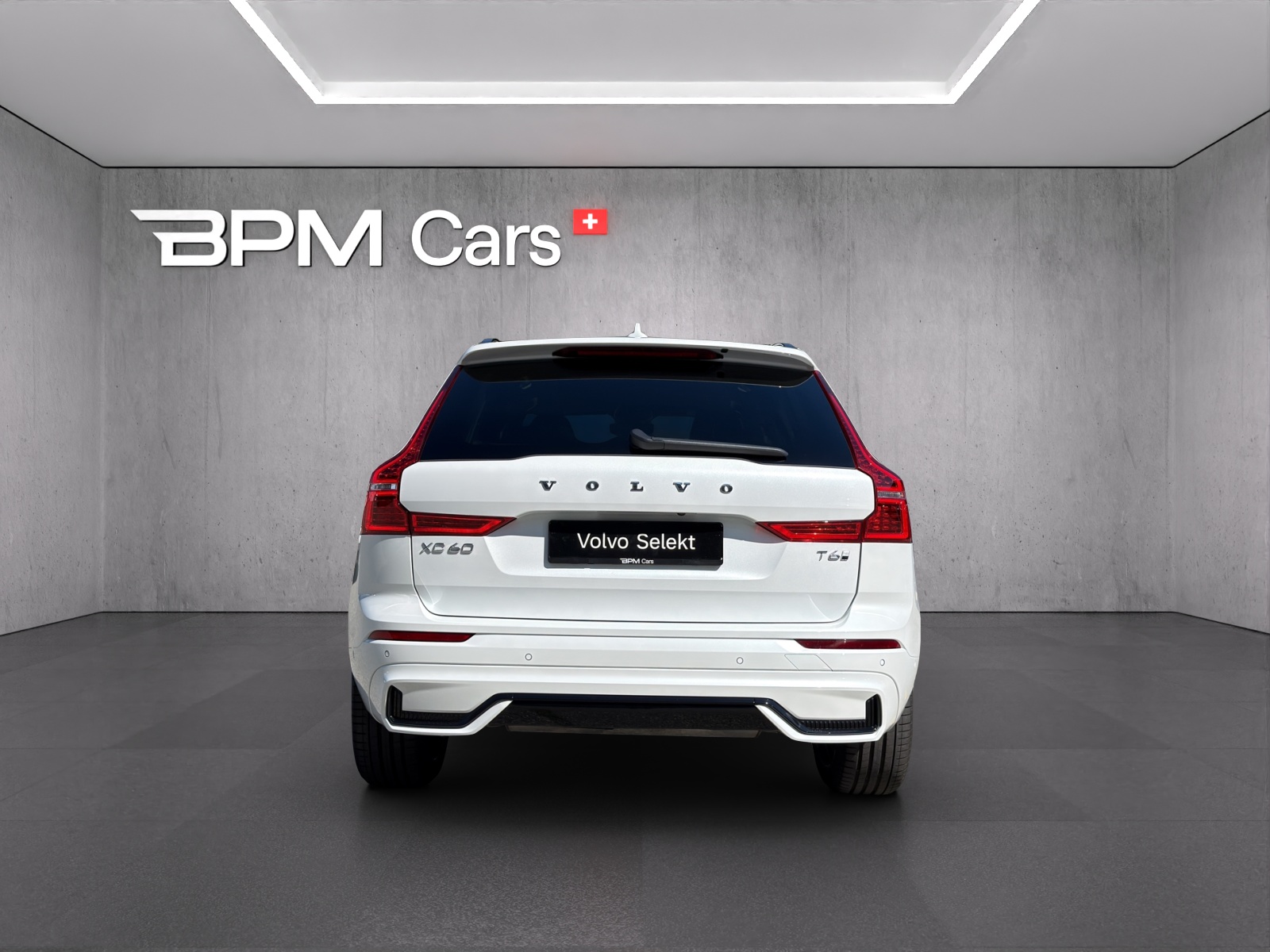 VOLVO XC60 2.0 T6 TE XCENTRIC eAWD Xcentric-showroom-element-2