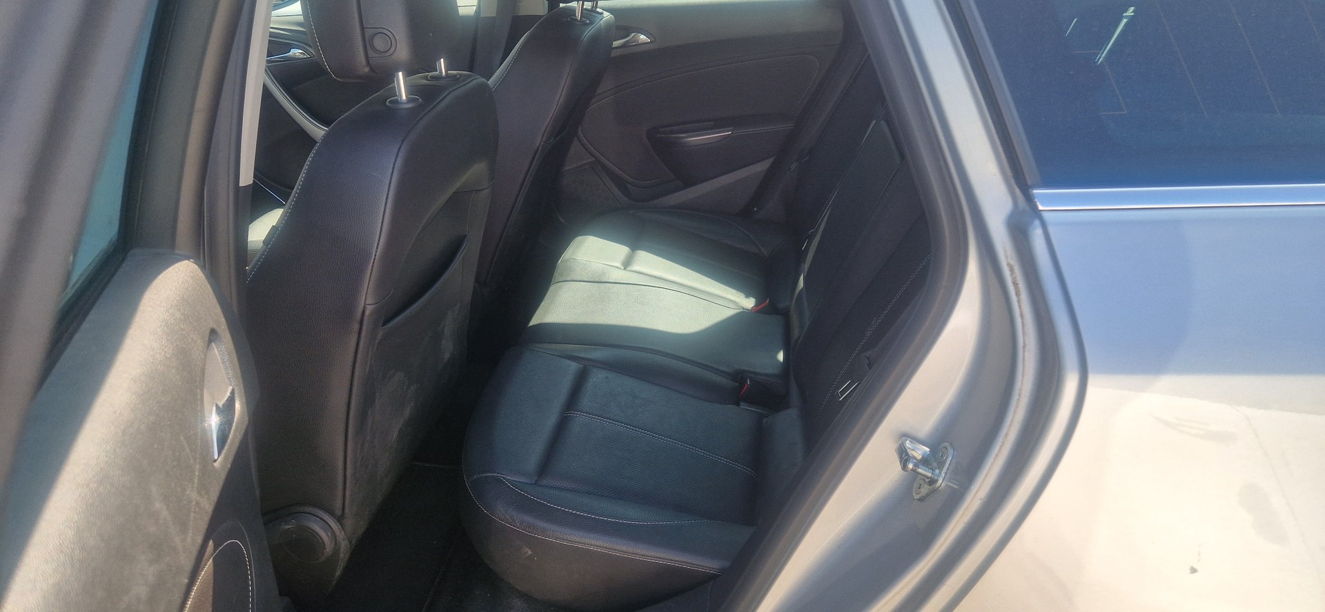 OPEL Astra SportsTourer 1.4i 16V Turbo Sport Automatic-image-7