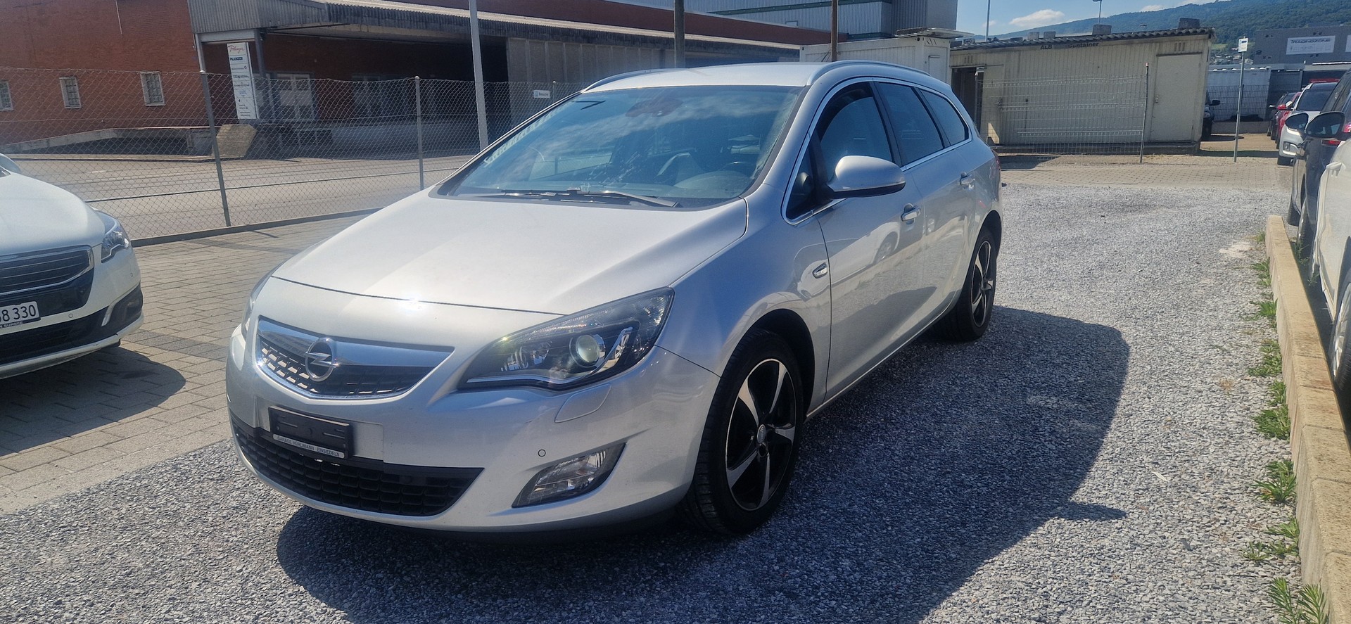 OPEL Astra SportsTourer 1.4i 16V Turbo Sport Automatic