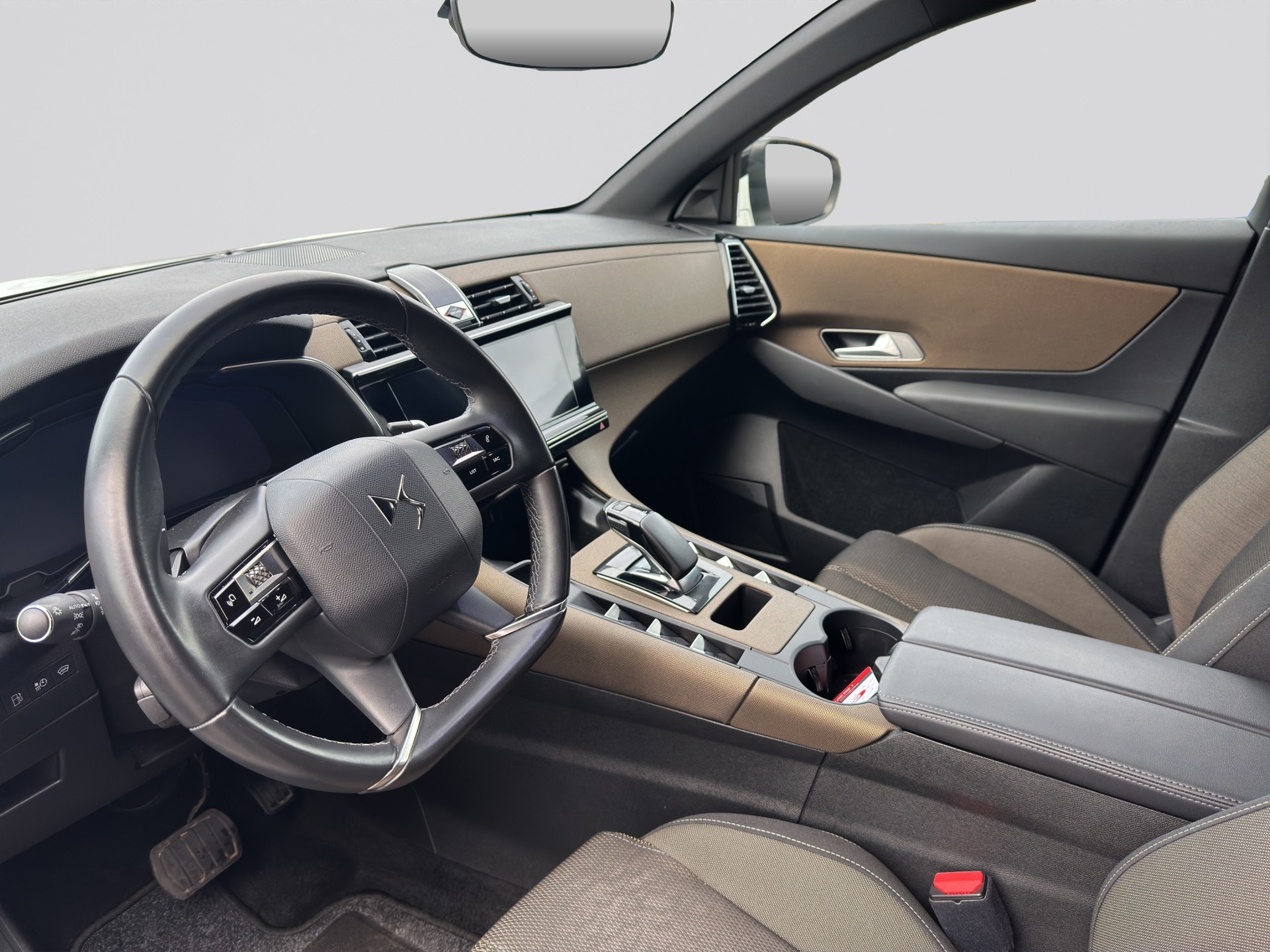 DS AUTOMOBILES DS 7 Crossback E-Tense 225 Bastille+-image-11