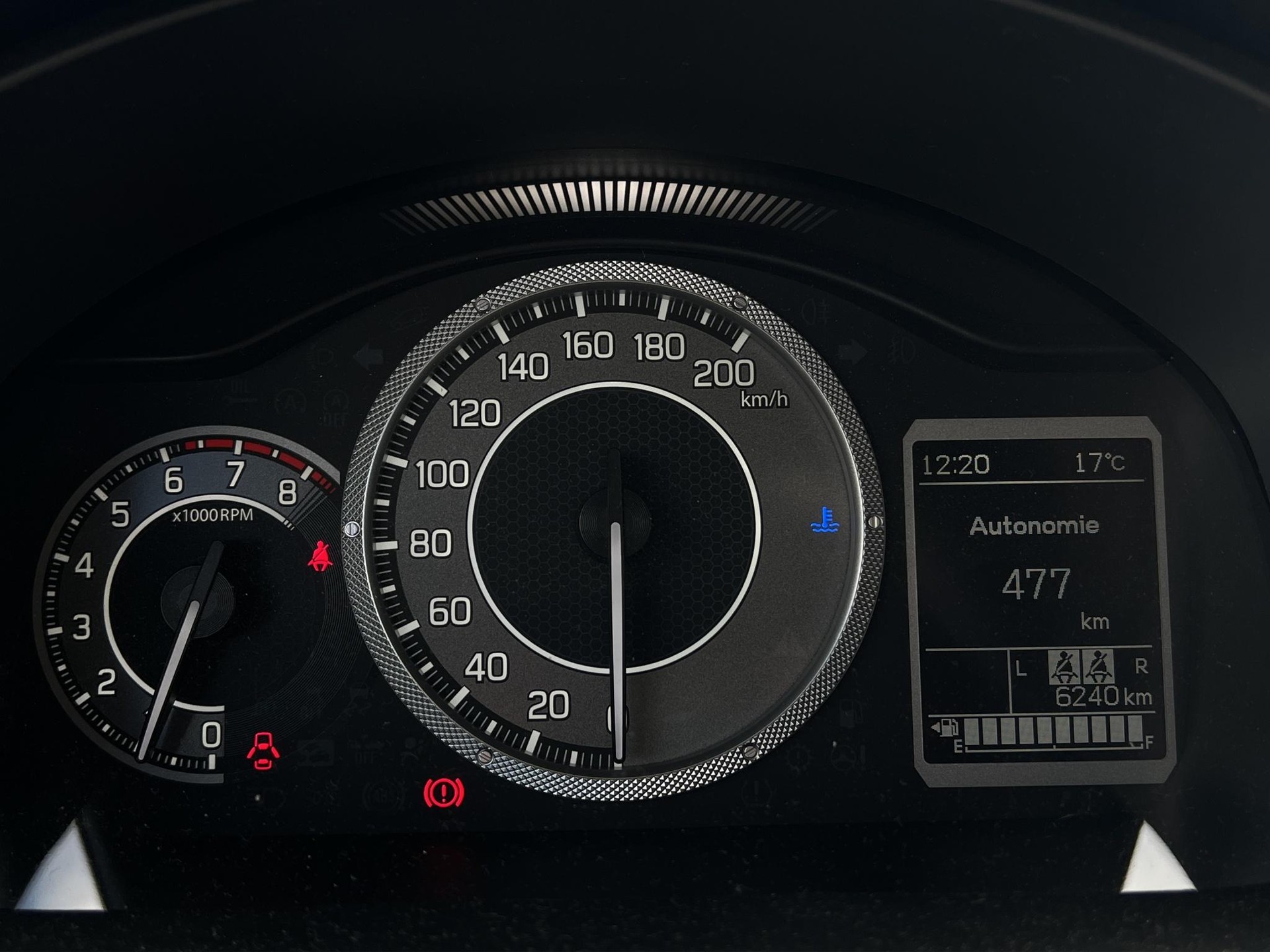 SUZUKI Ignis 1.2 Piz Sulai Top Hybrid 4x4-image-3