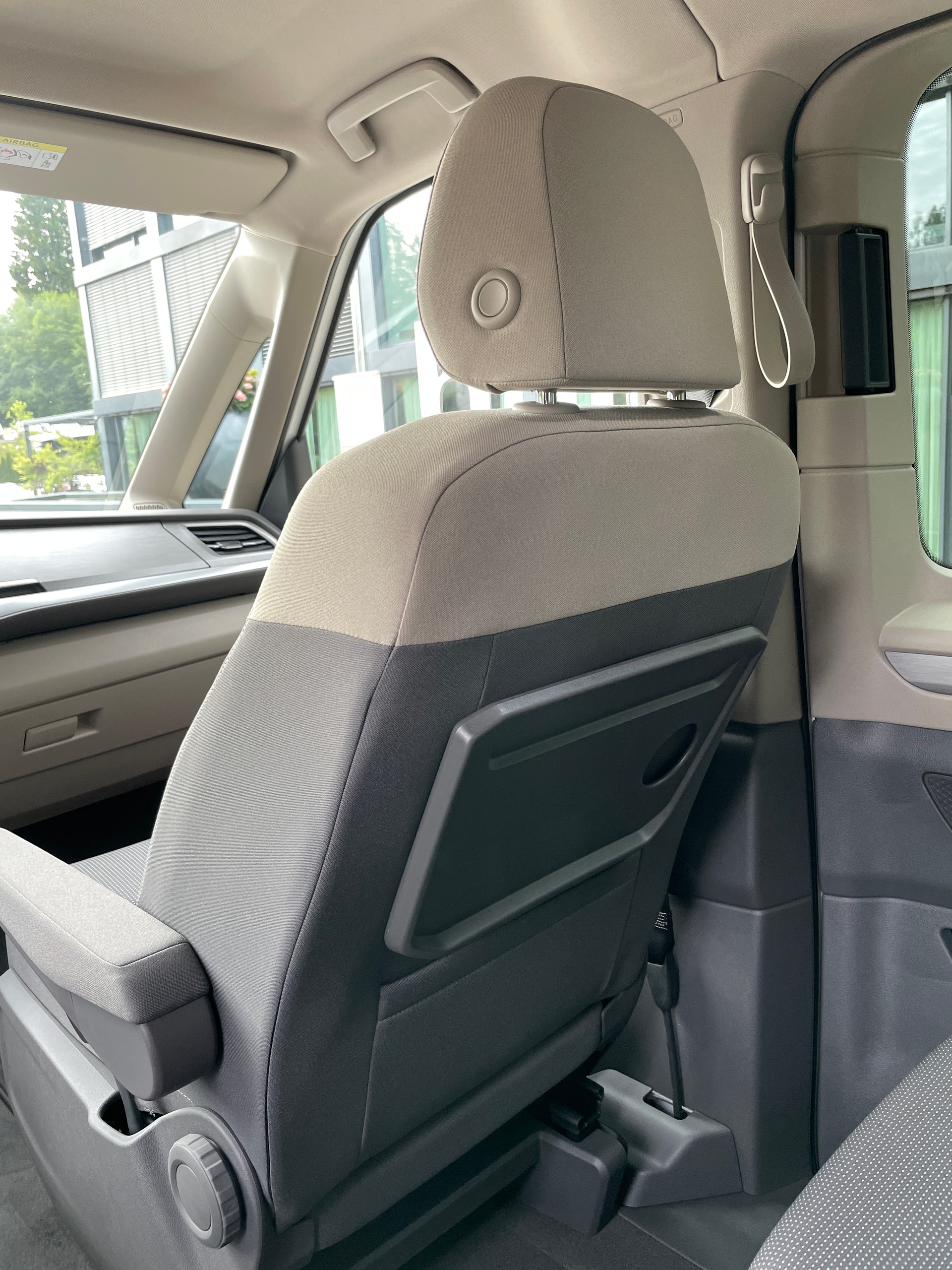 VW Multivan 1.5 eHybrid Life Lang 4Motion DSG, 7-Sitzer-image-22