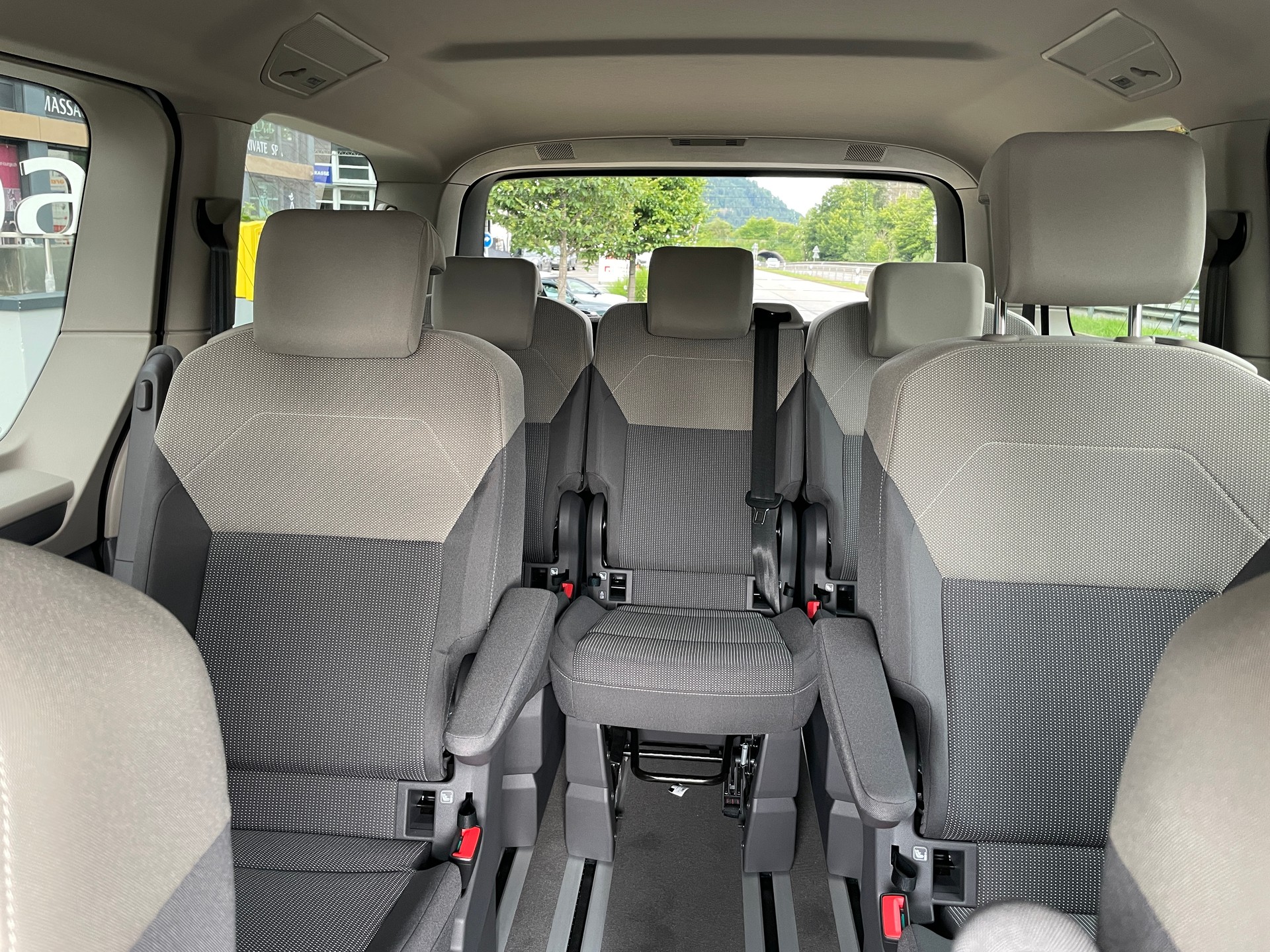VW Multivan 1.5 eHybrid Life Lang 4Motion DSG, 7-Sitzer-image-26