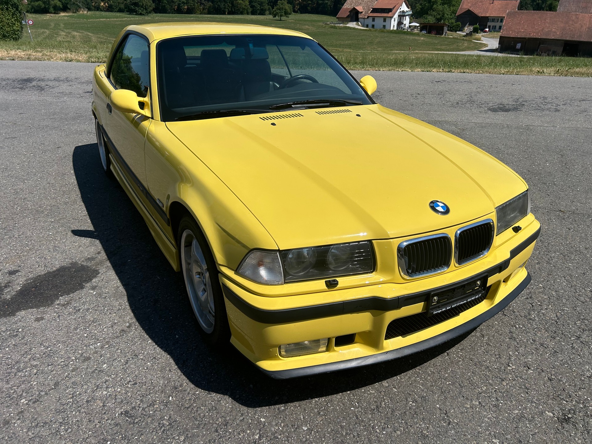 BMW M3-image-1
